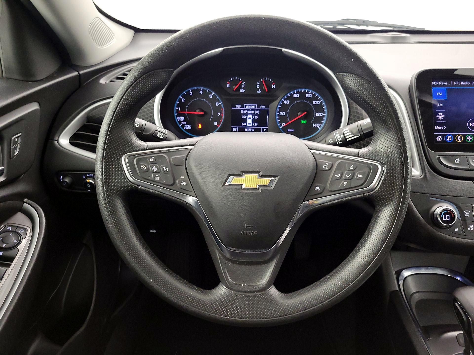 Thumbnail: 2023 Chevrolet Malibu - 10