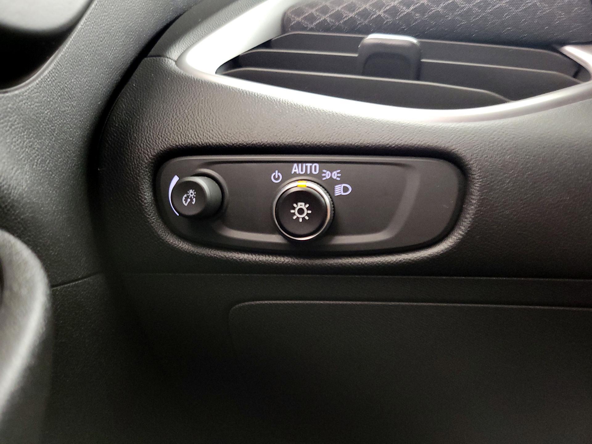 Thumbnail: 2023 Chevrolet Malibu - 13