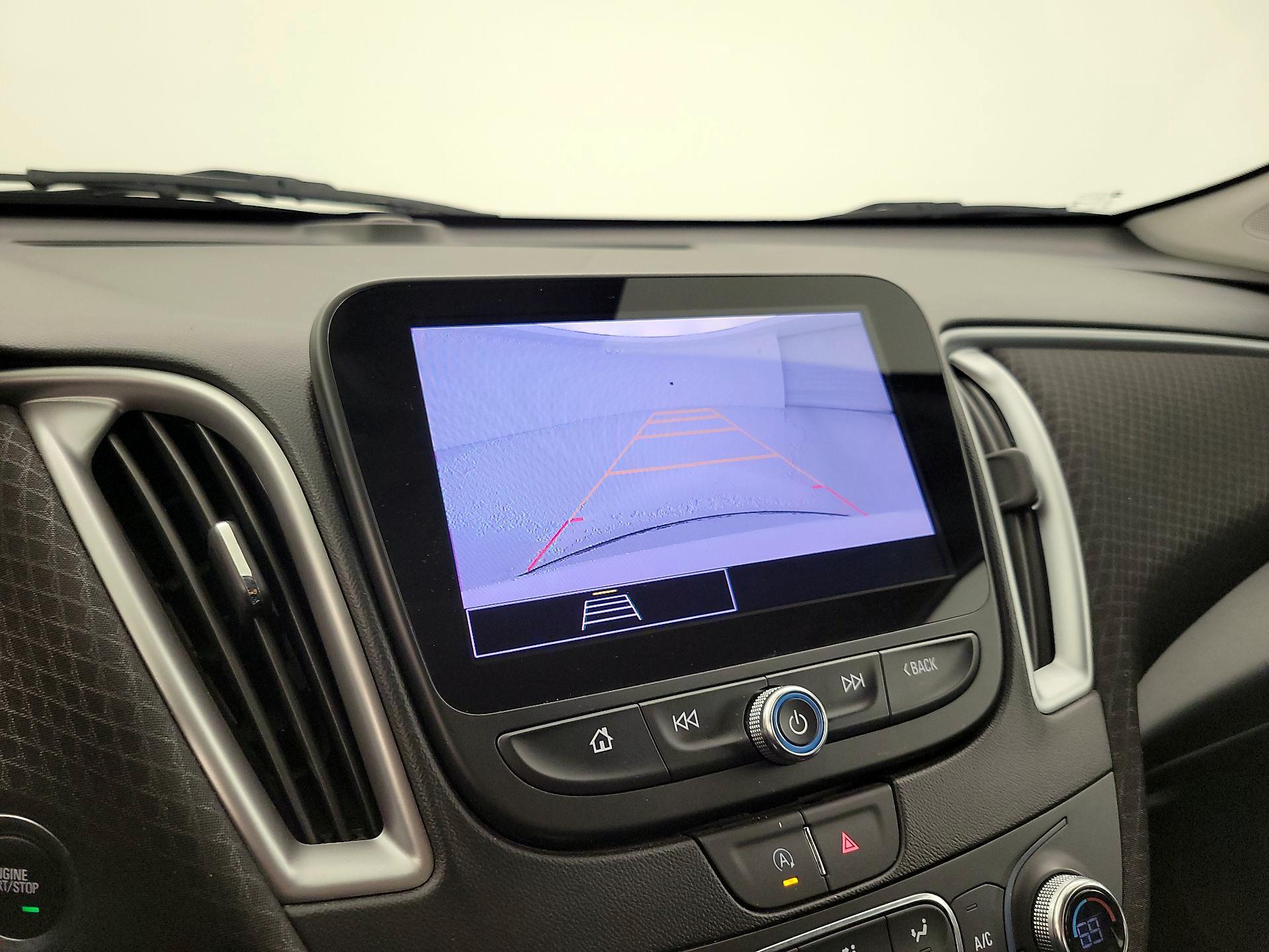 Thumbnail: 2023 Chevrolet Malibu - 14