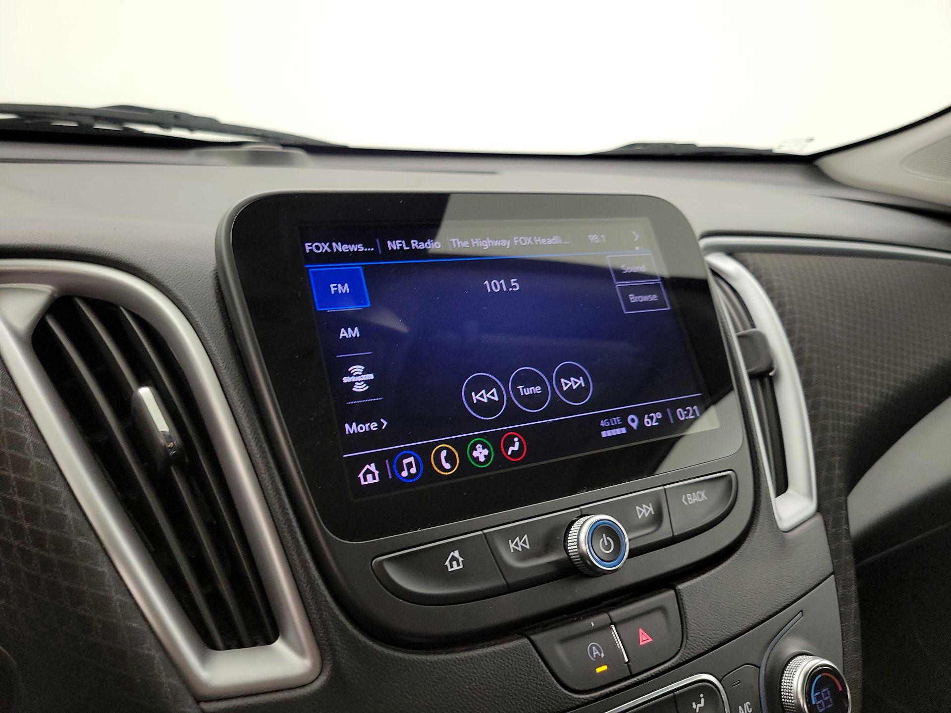 Thumbnail: 2023 Chevrolet Malibu - 15