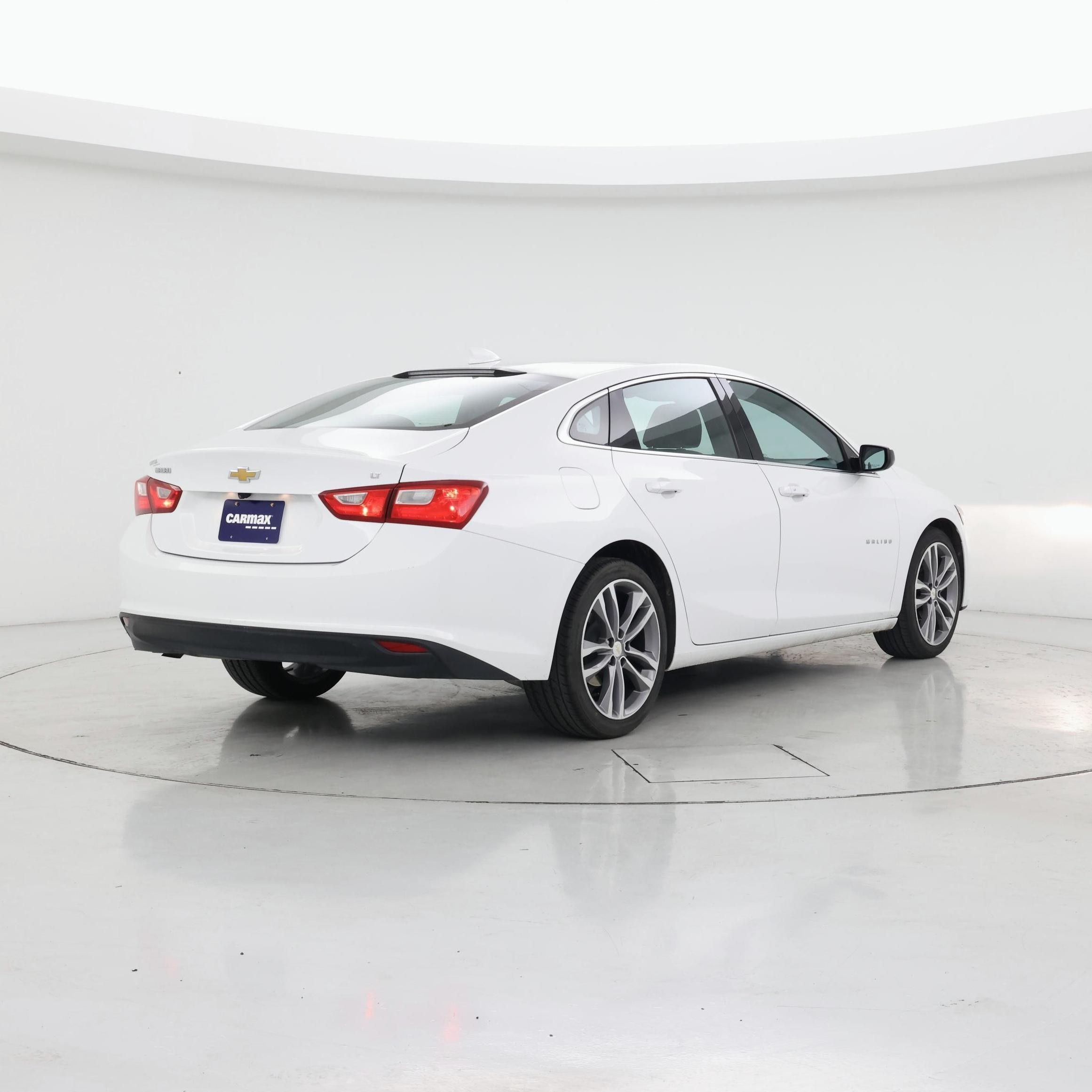 Thumbnail: 2023 Chevrolet Malibu - 8