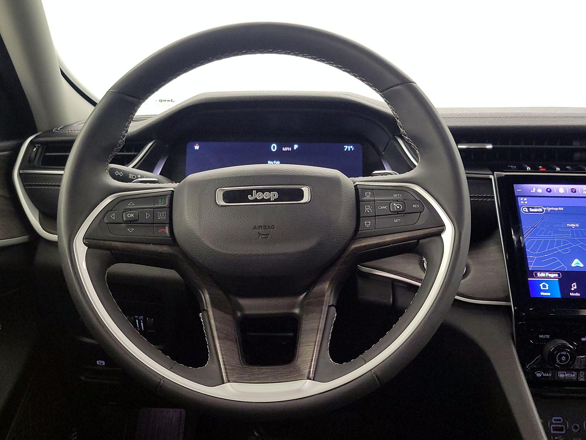 Thumbnail: 2023 Jeep Grand Cherokee - 10