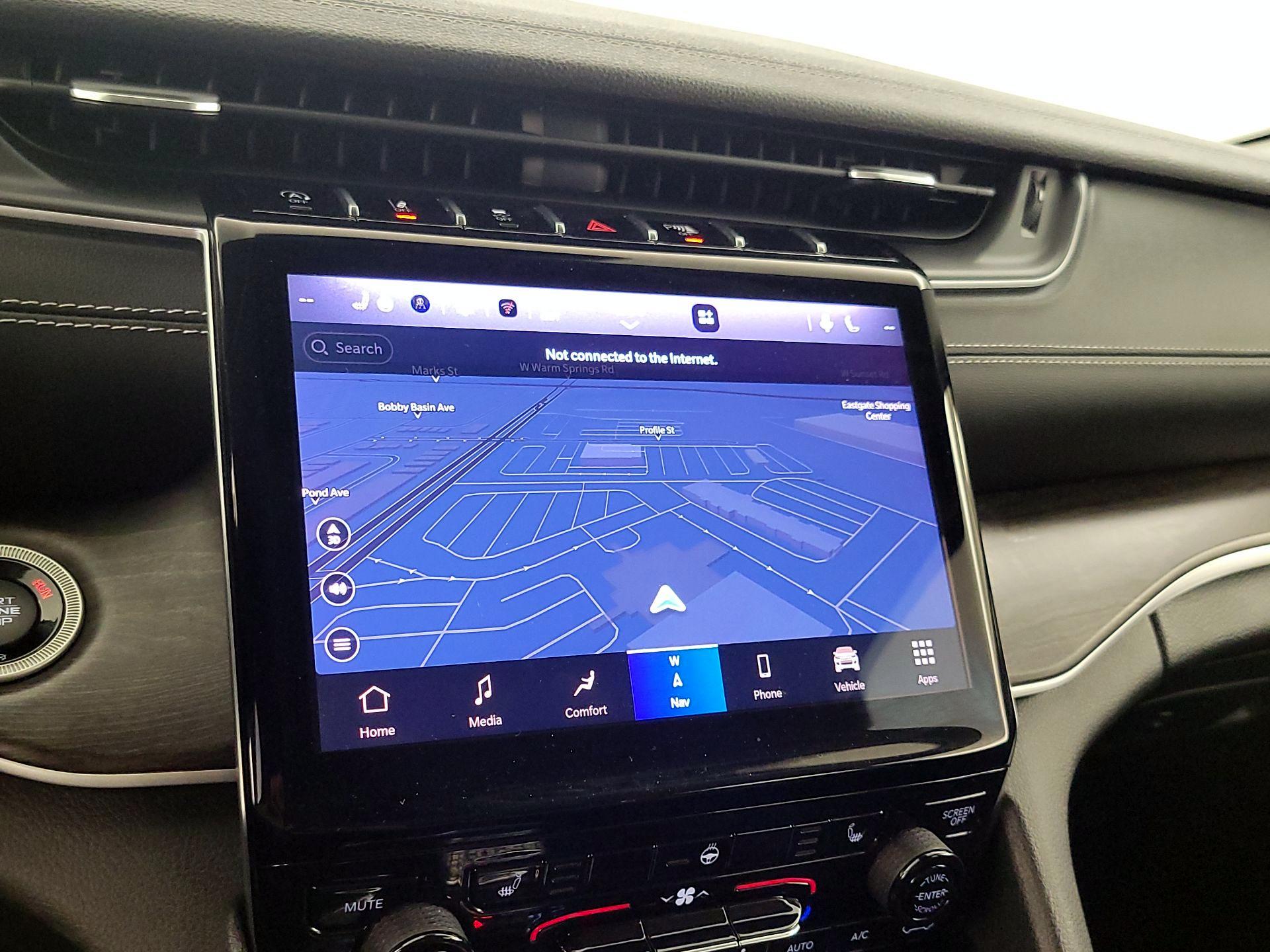 Thumbnail: 2023 Jeep Grand Cherokee - 14