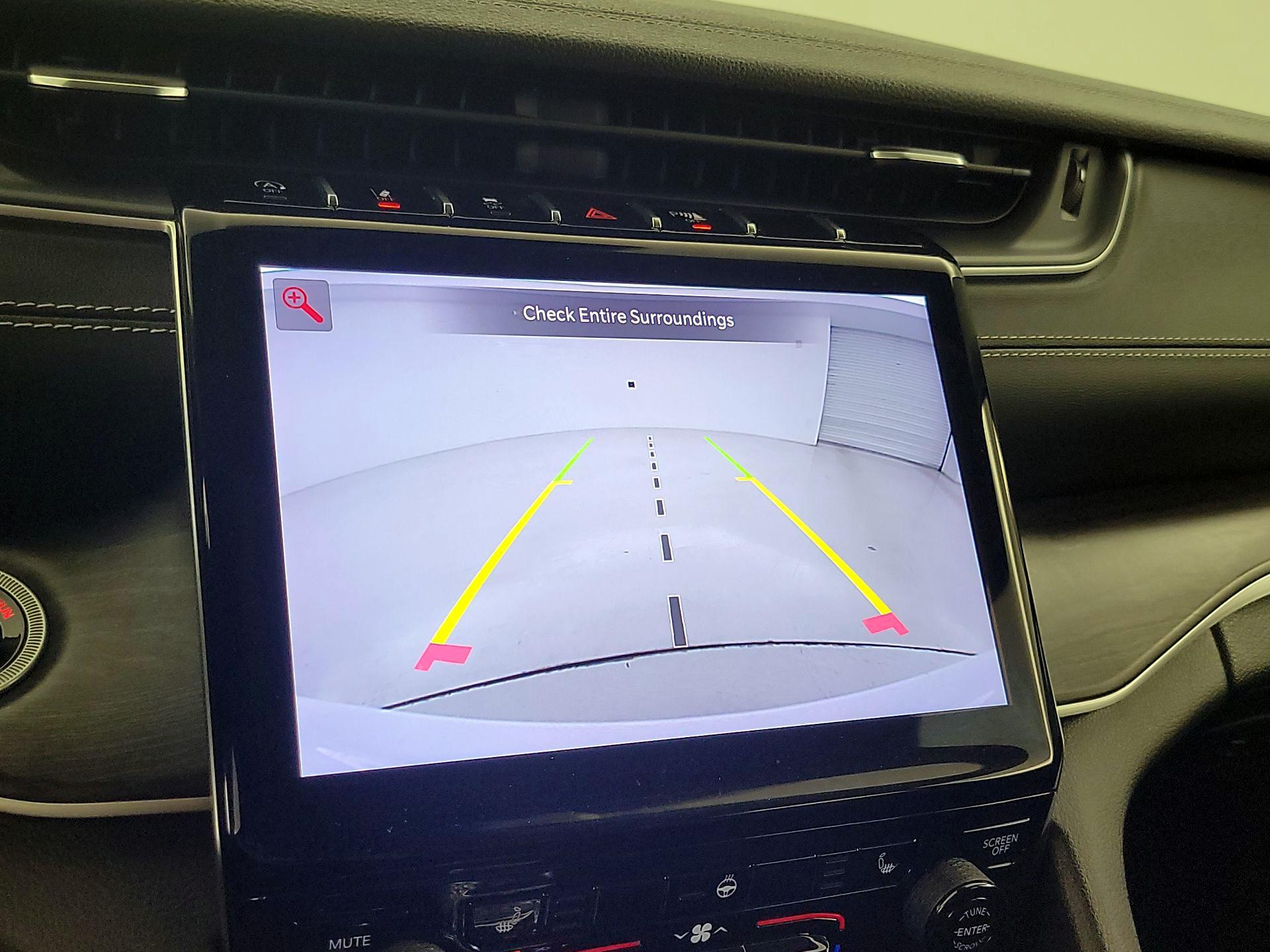 Thumbnail: 2023 Jeep Grand Cherokee - 15