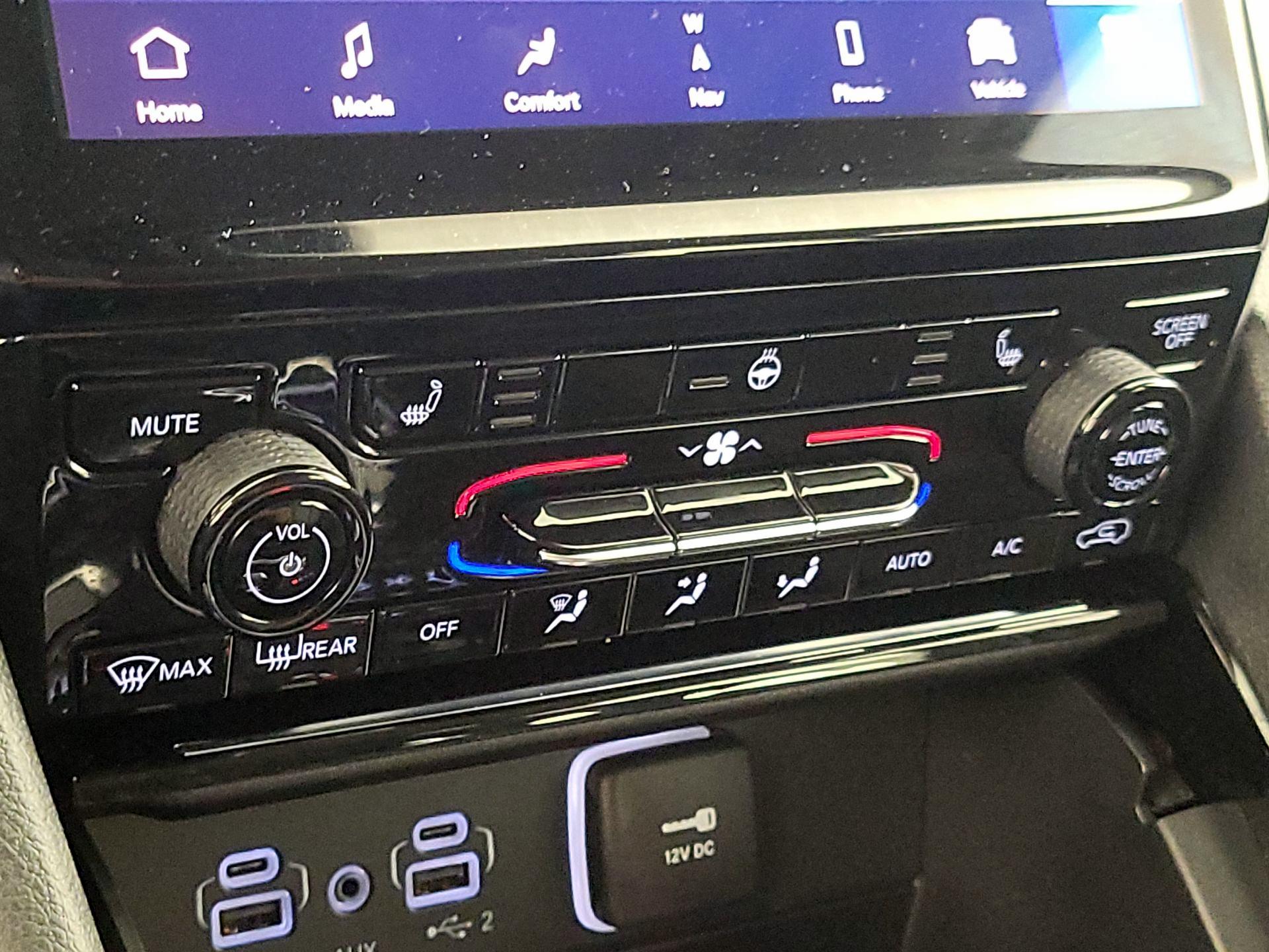 Thumbnail: 2023 Jeep Grand Cherokee - 17