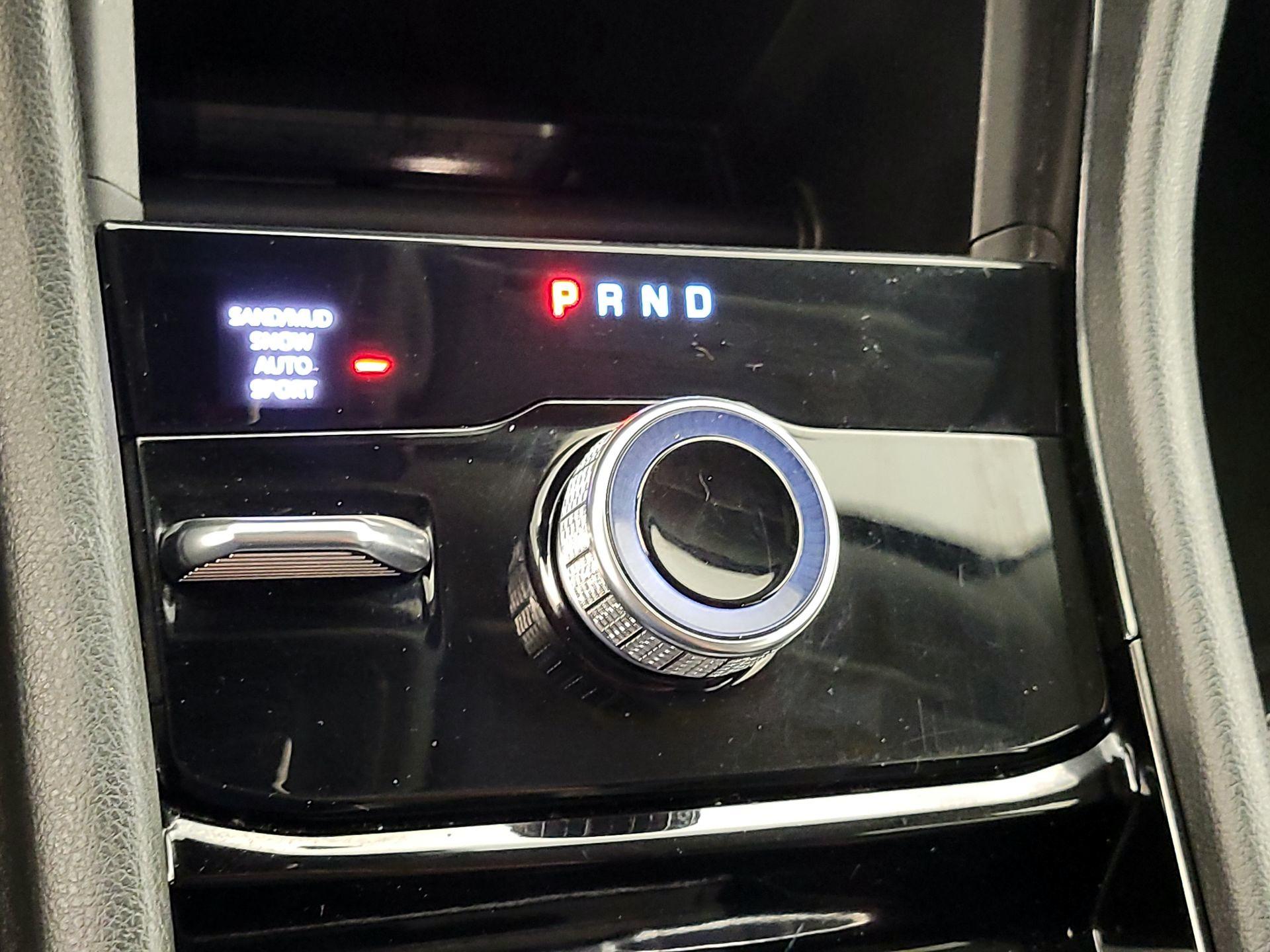 Thumbnail: 2023 Jeep Grand Cherokee - 18