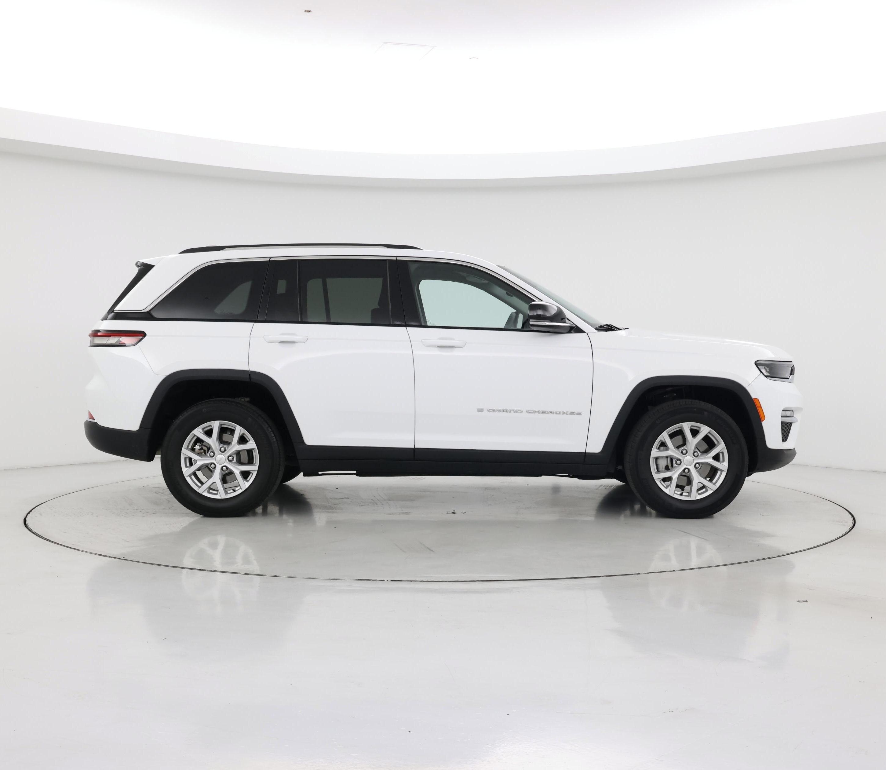 Thumbnail: 2023 Jeep Grand Cherokee - 7