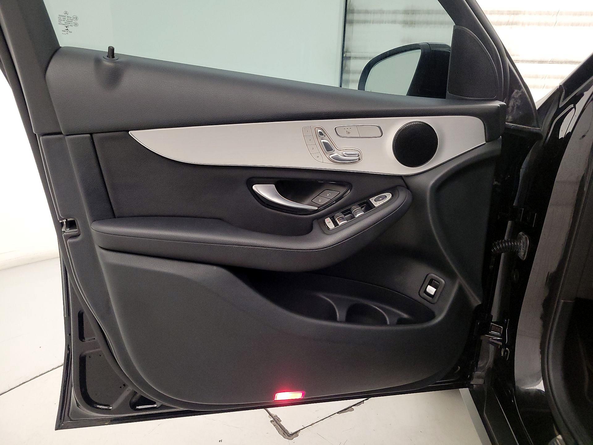 Thumbnail: 2021 Mercedes-Benz GLC - 12