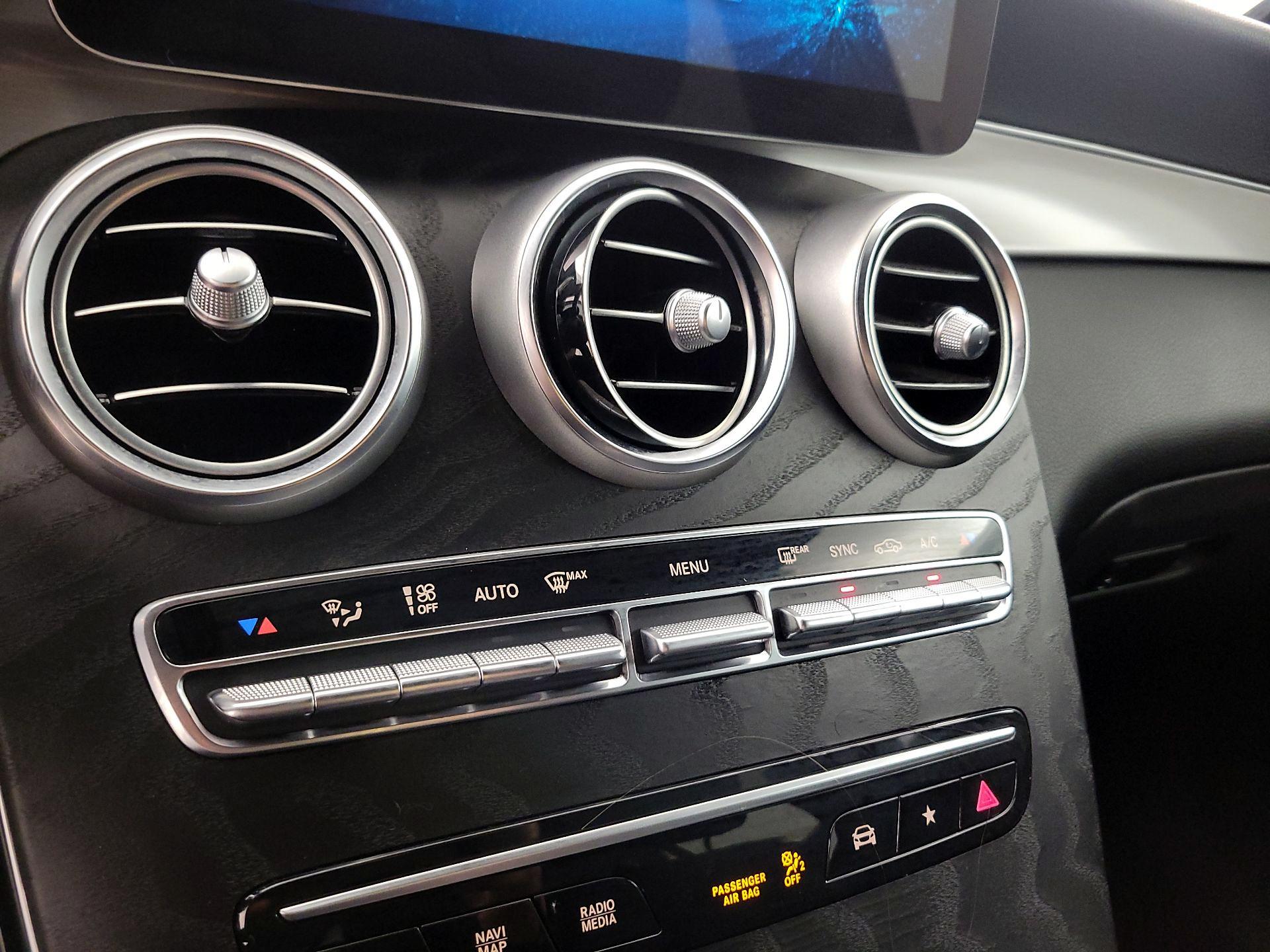 Thumbnail: 2021 Mercedes-Benz GLC - 16