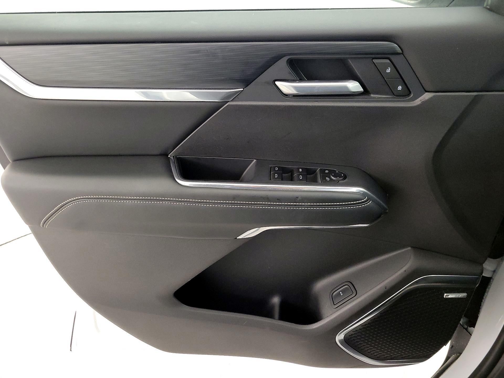 Thumbnail: 2025 GMC Acadia - 12