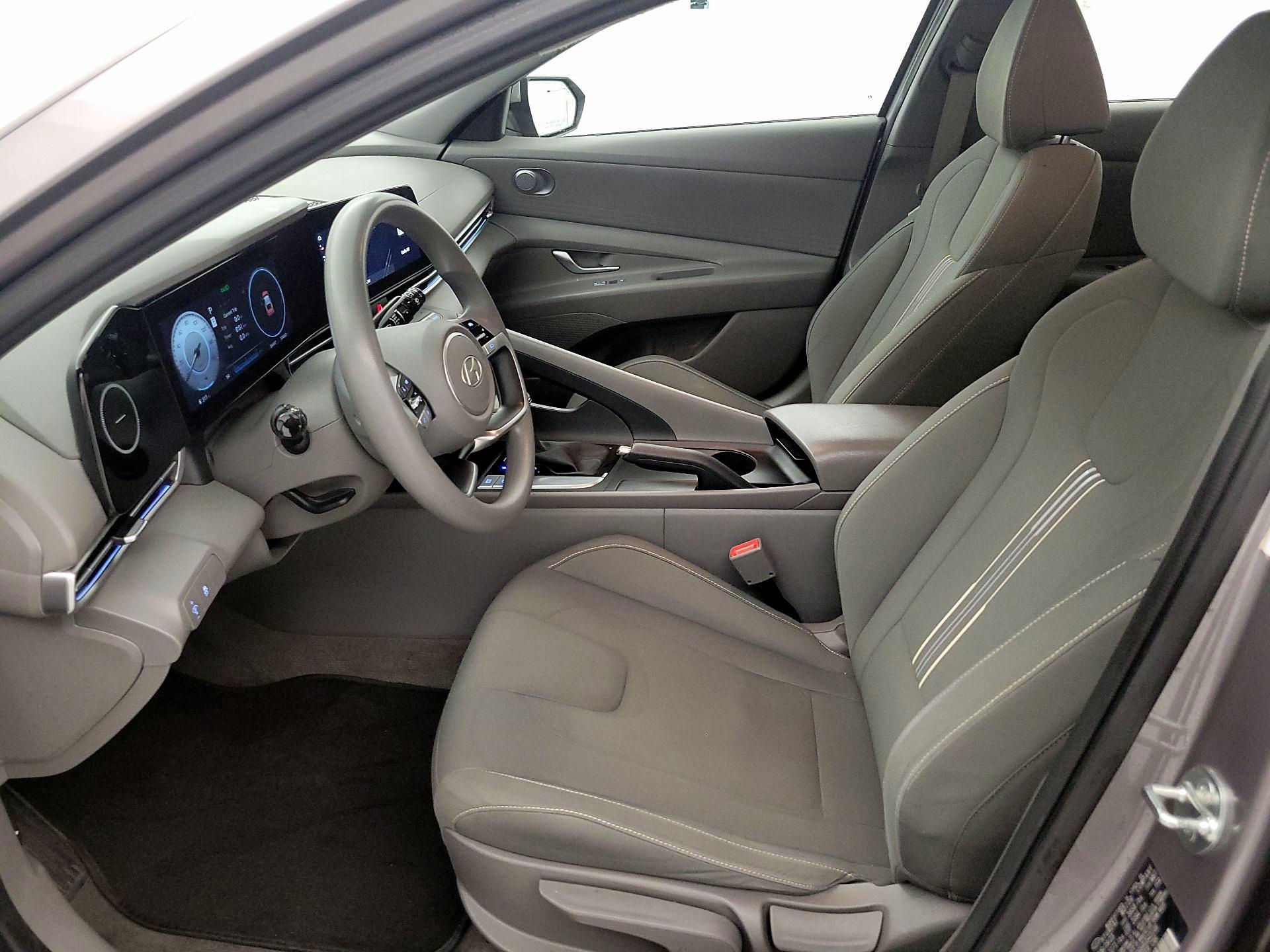 Thumbnail: 2024 Hyundai Elantra - 11