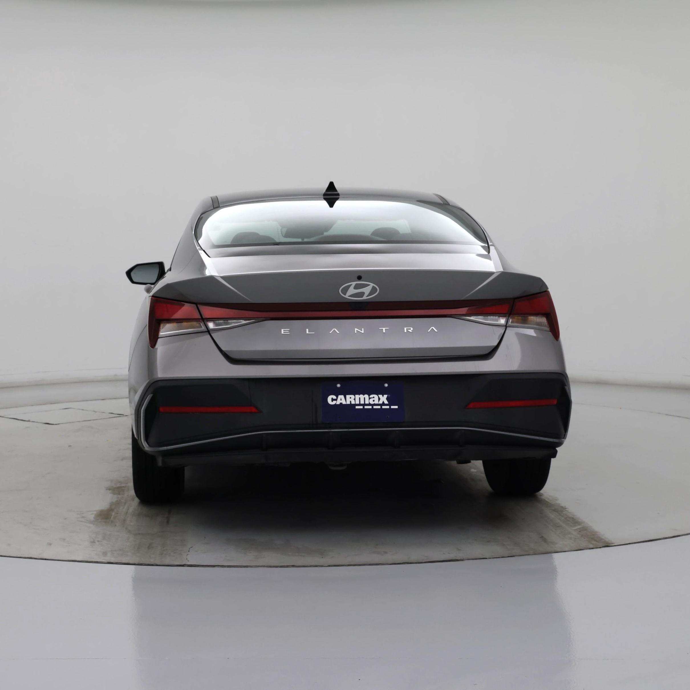 Thumbnail: 2024 Hyundai Elantra - 6