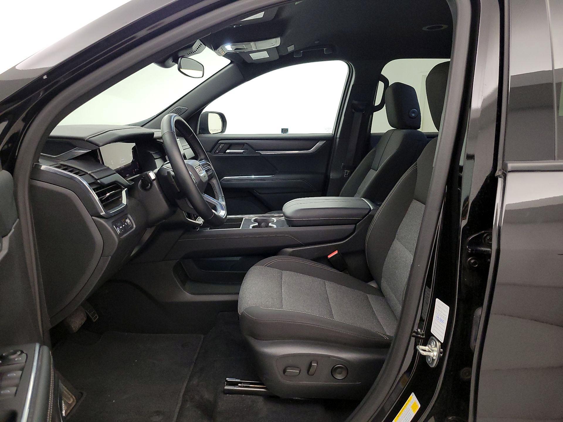 Thumbnail: 2025 GMC Acadia - 11