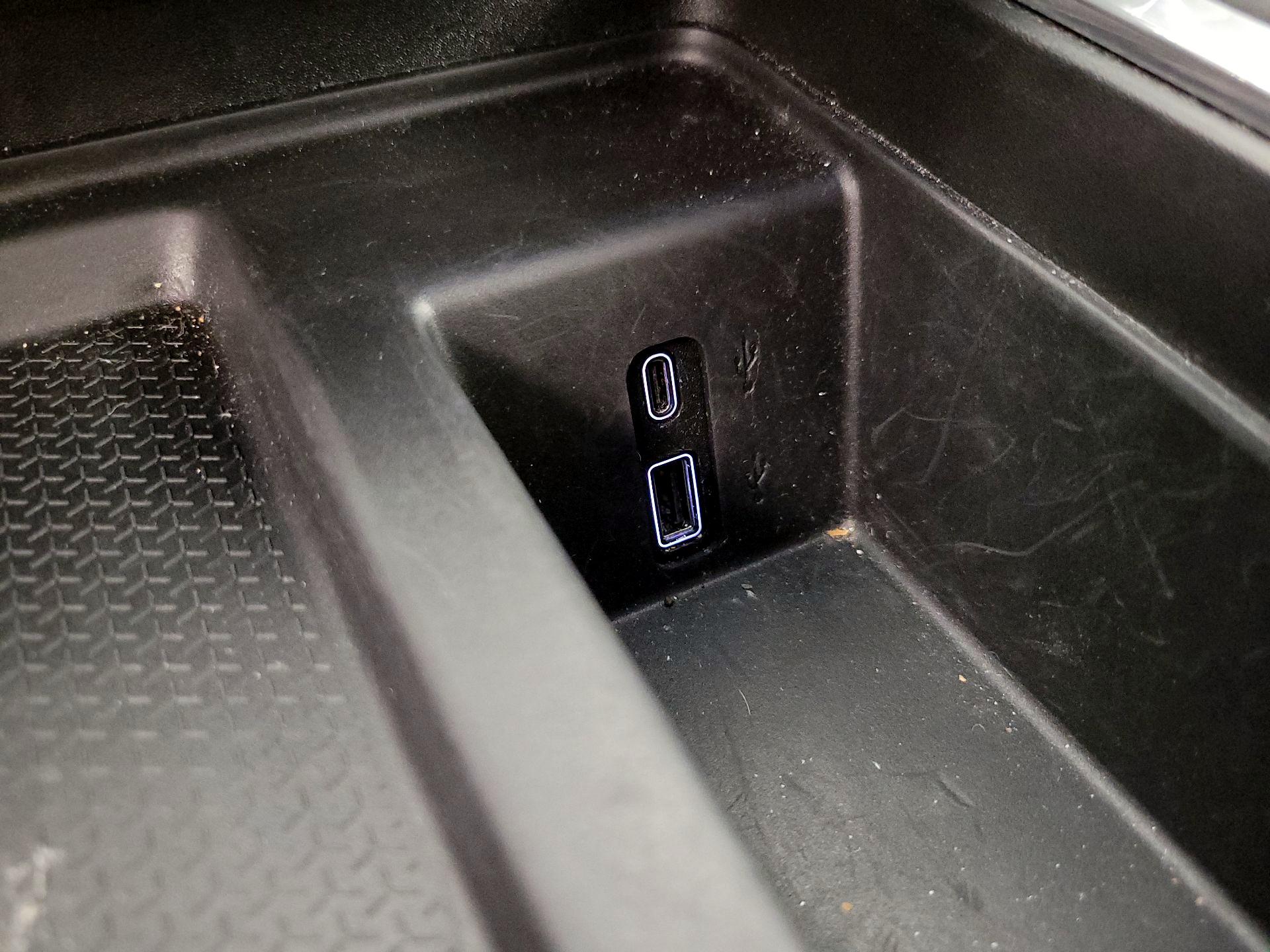 Thumbnail: 2025 GMC Acadia - 18