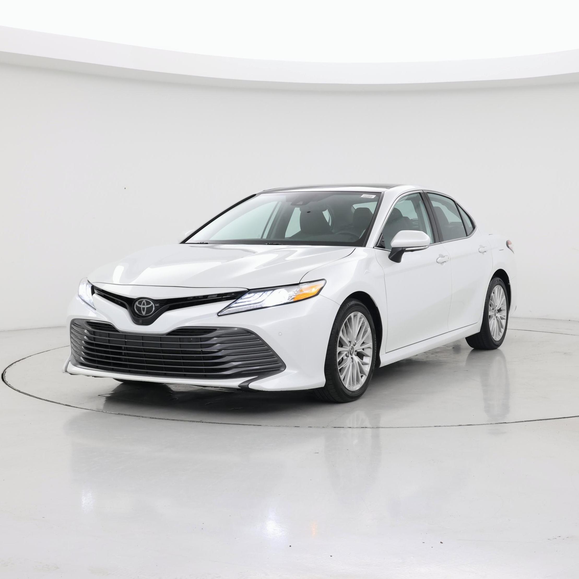 Thumbnail: 2020 Toyota Camry - 4