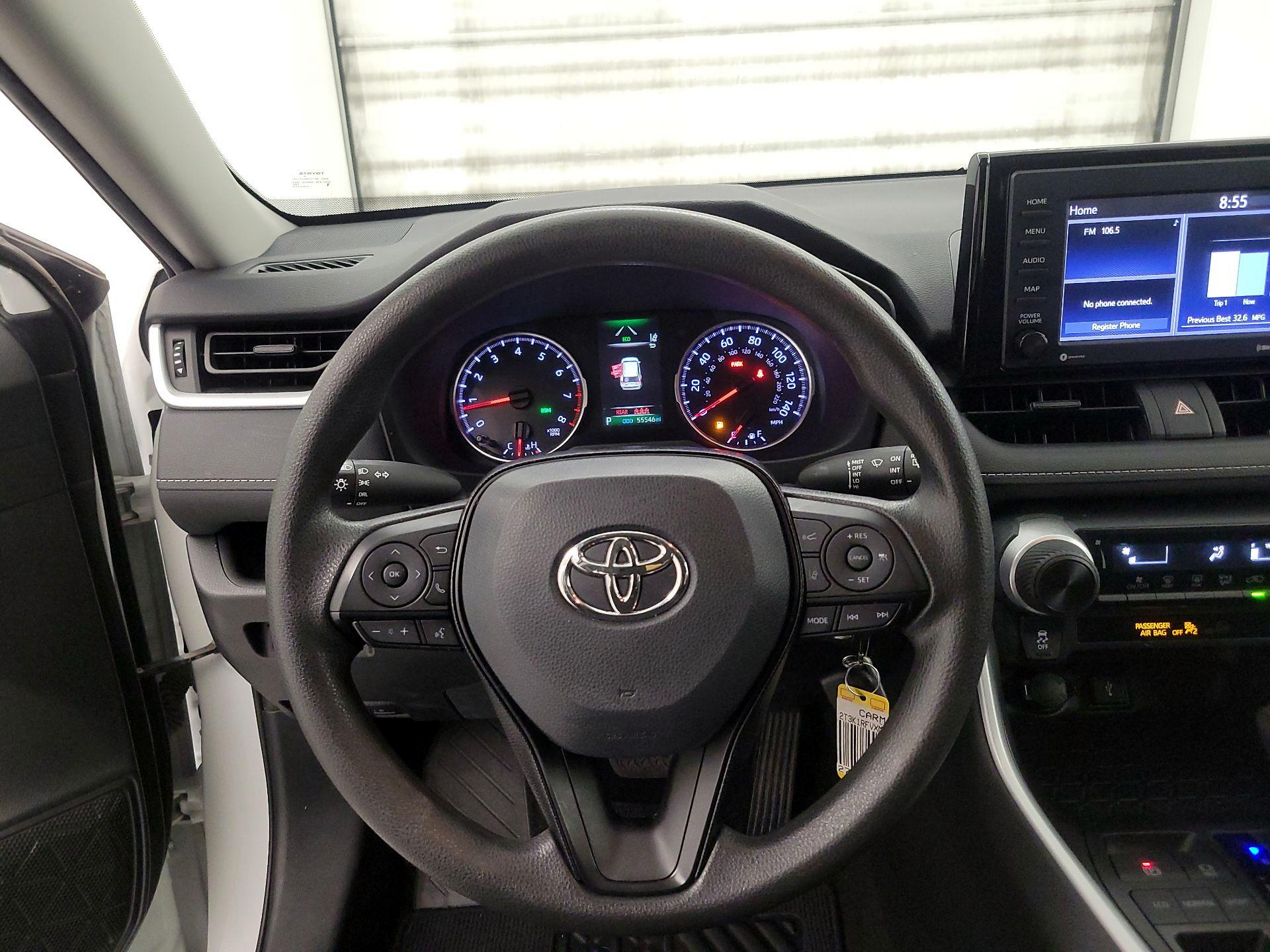 Thumbnail: 2021 Toyota RAV4 - 10