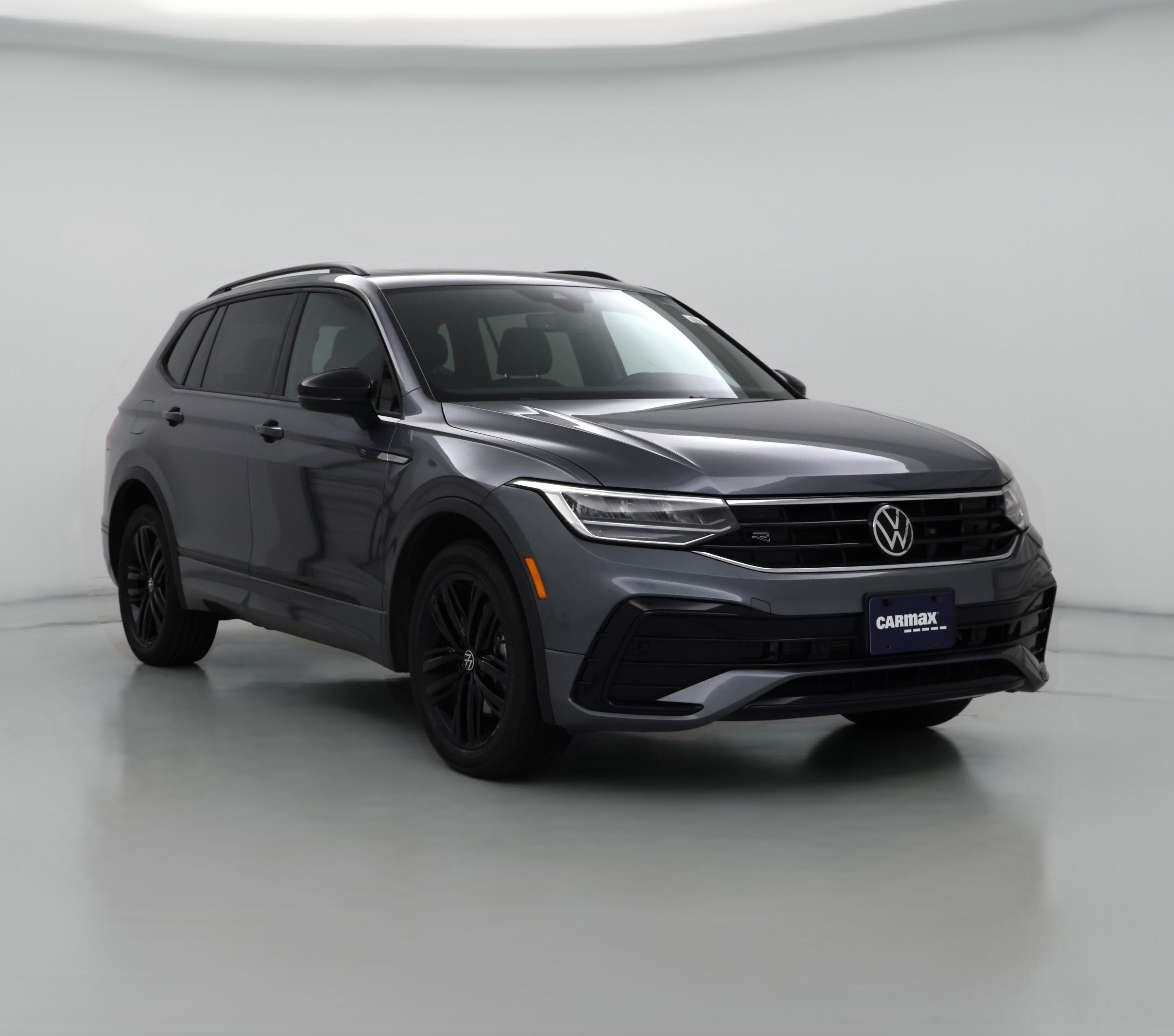 Thumbnail: 2022 Volkswagen Tiguan - 1