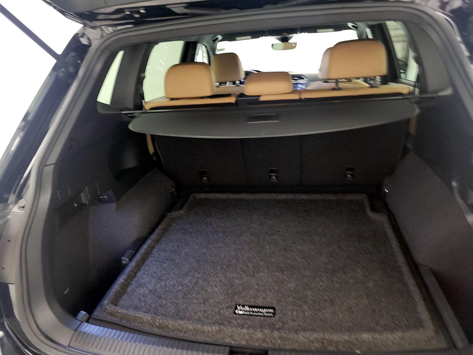 Thumbnail: 2022 Volkswagen Tiguan - 20