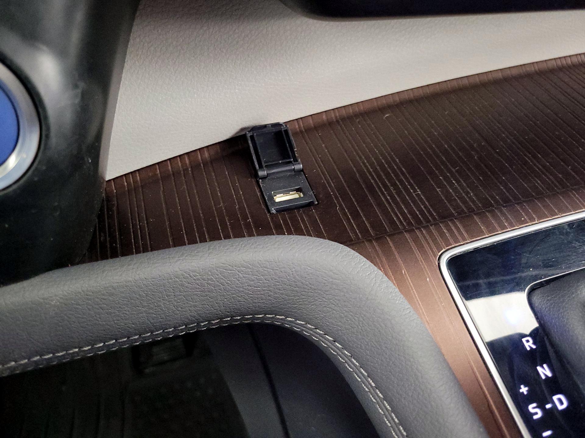 Thumbnail: 2024 Toyota Sienna - 18