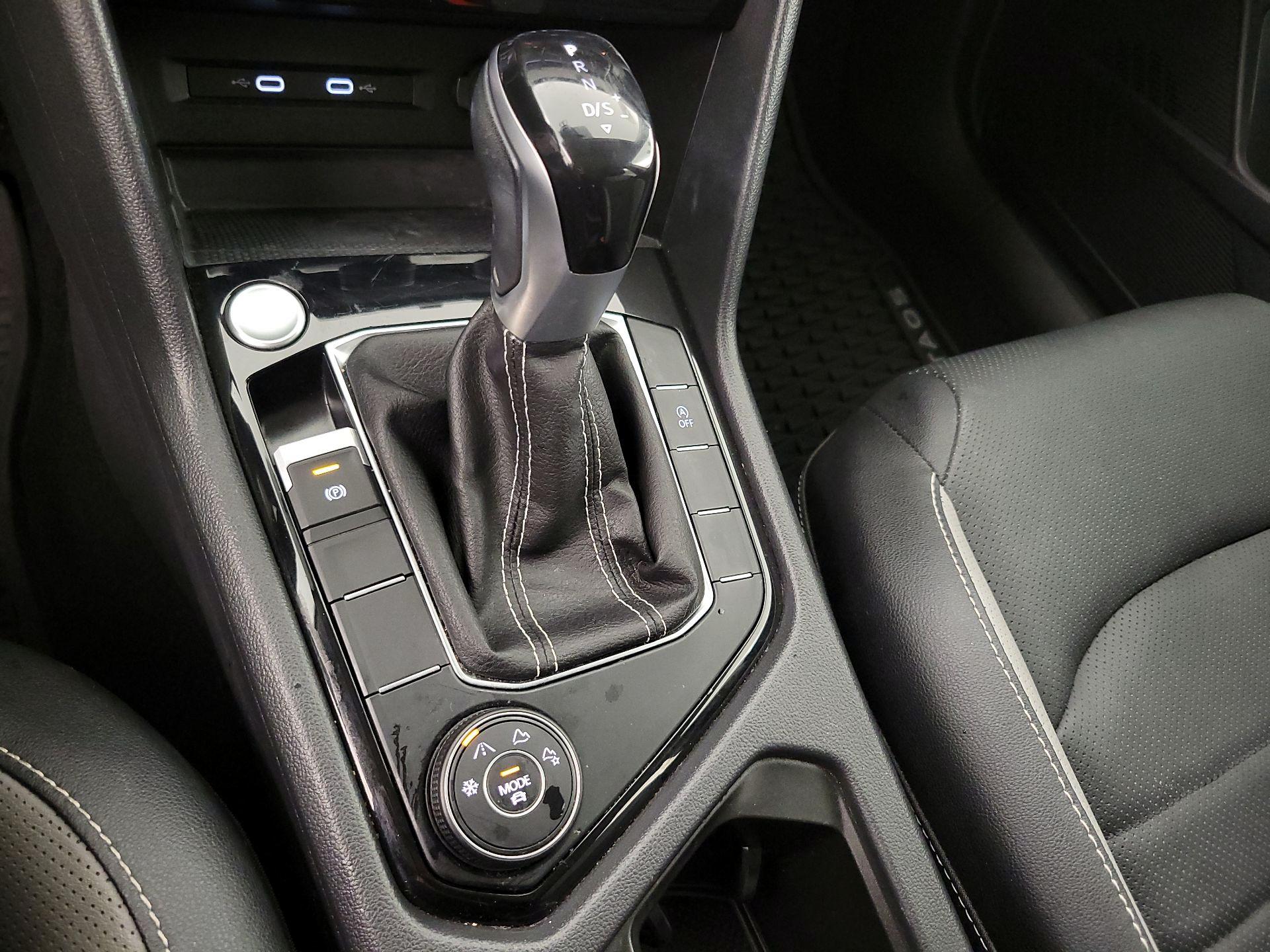 Thumbnail: 2022 Volkswagen Taos - 18