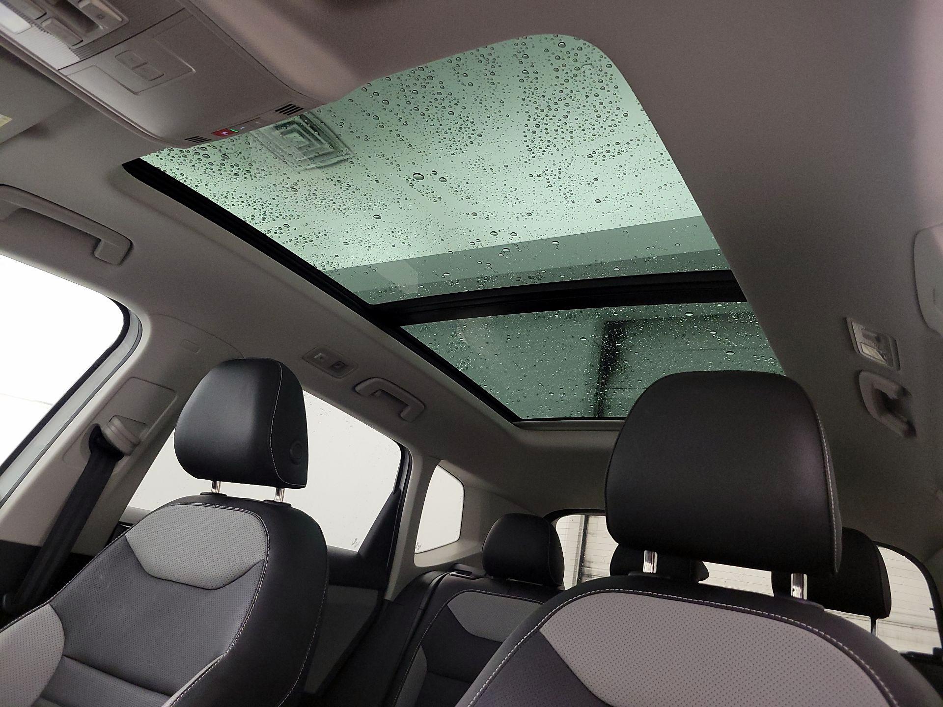 Thumbnail: 2022 Volkswagen Taos - 20