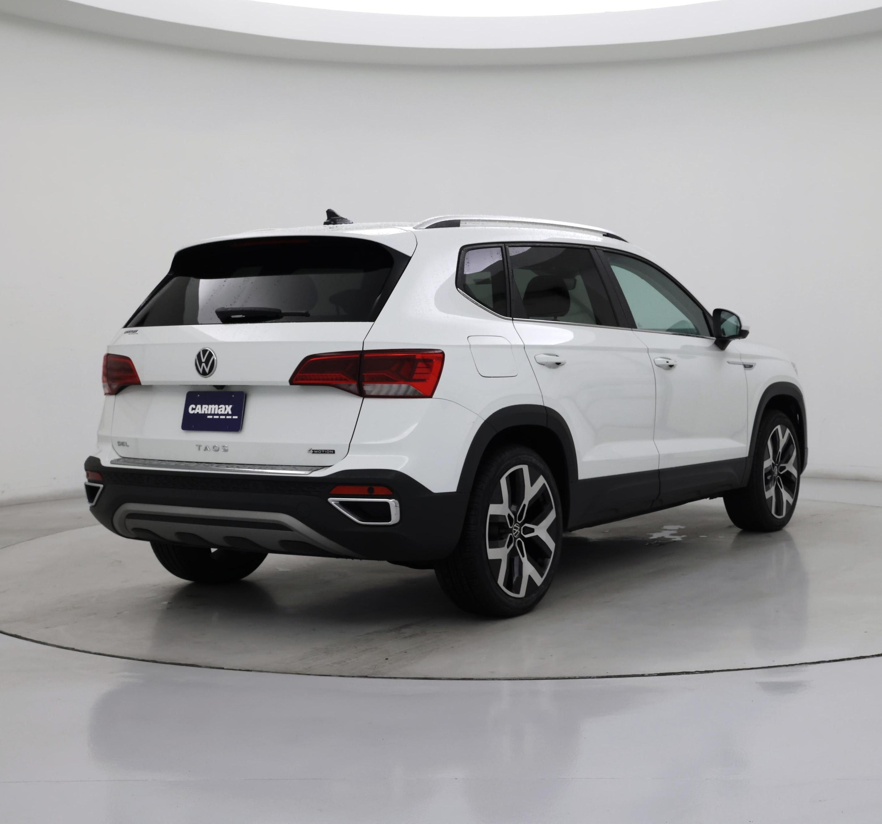 Thumbnail: 2022 Volkswagen Taos - 8