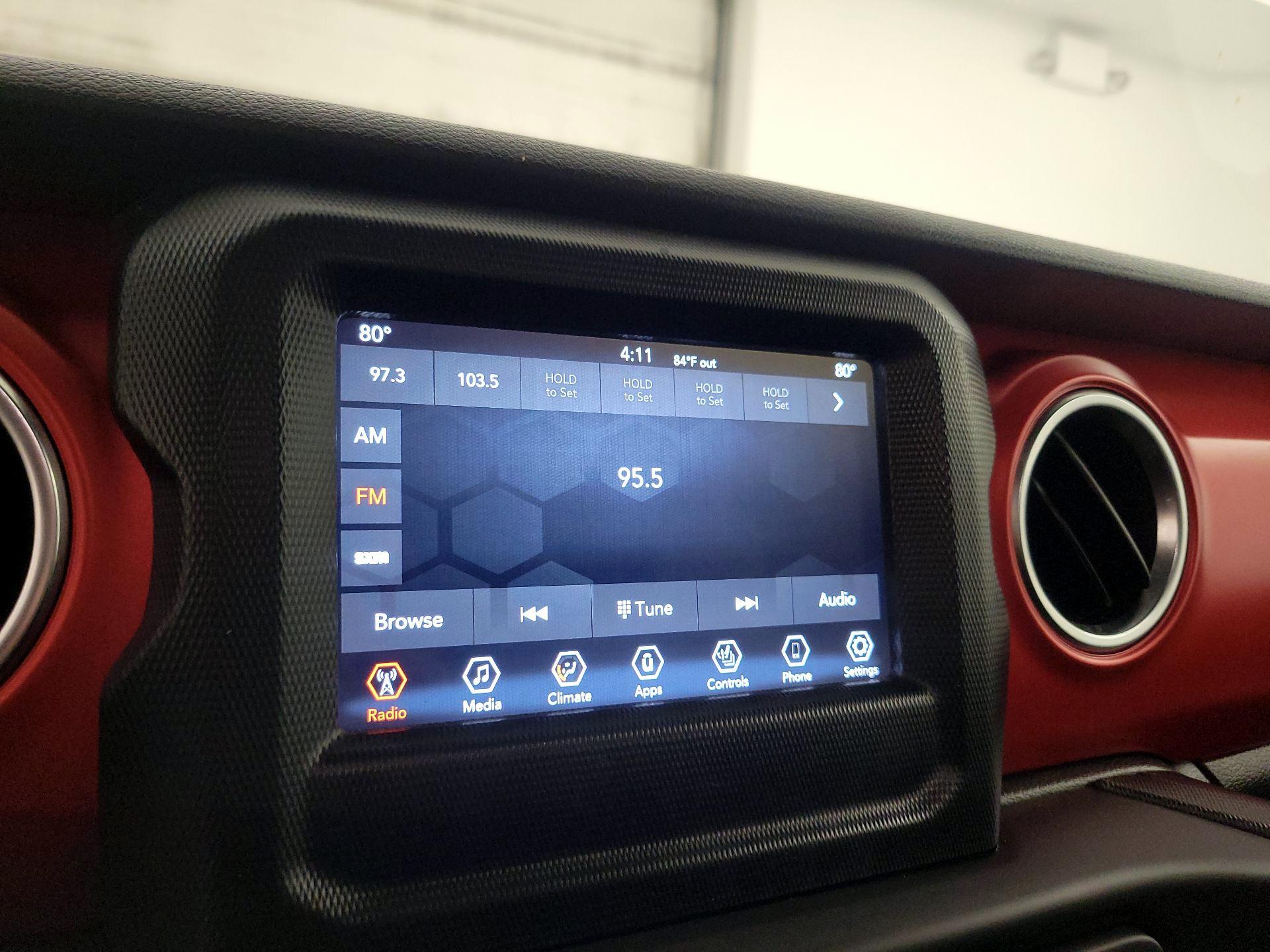 Thumbnail: 2021 Jeep Wrangler - 15