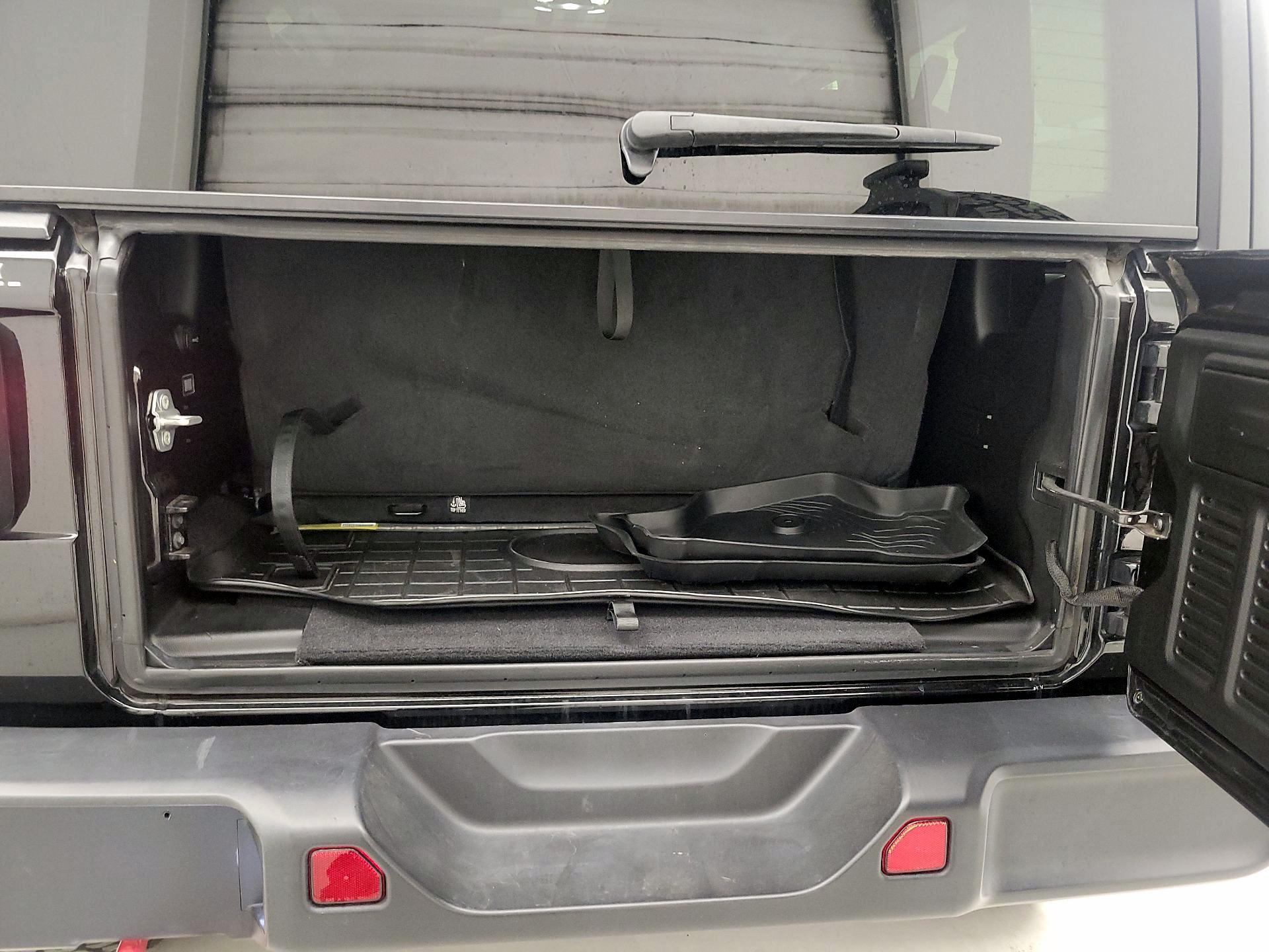 Thumbnail: 2021 Jeep Wrangler - 20