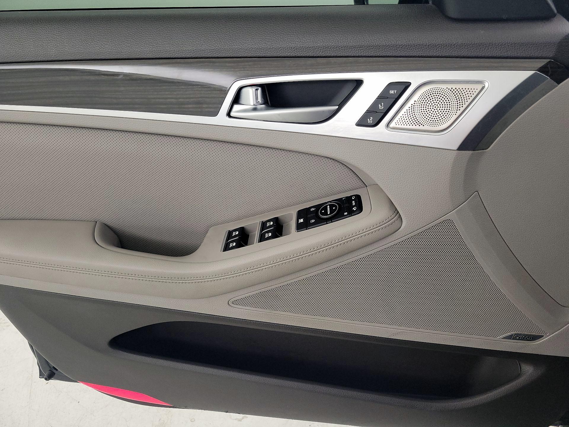 Thumbnail: 2020 Genesis G80 - 12