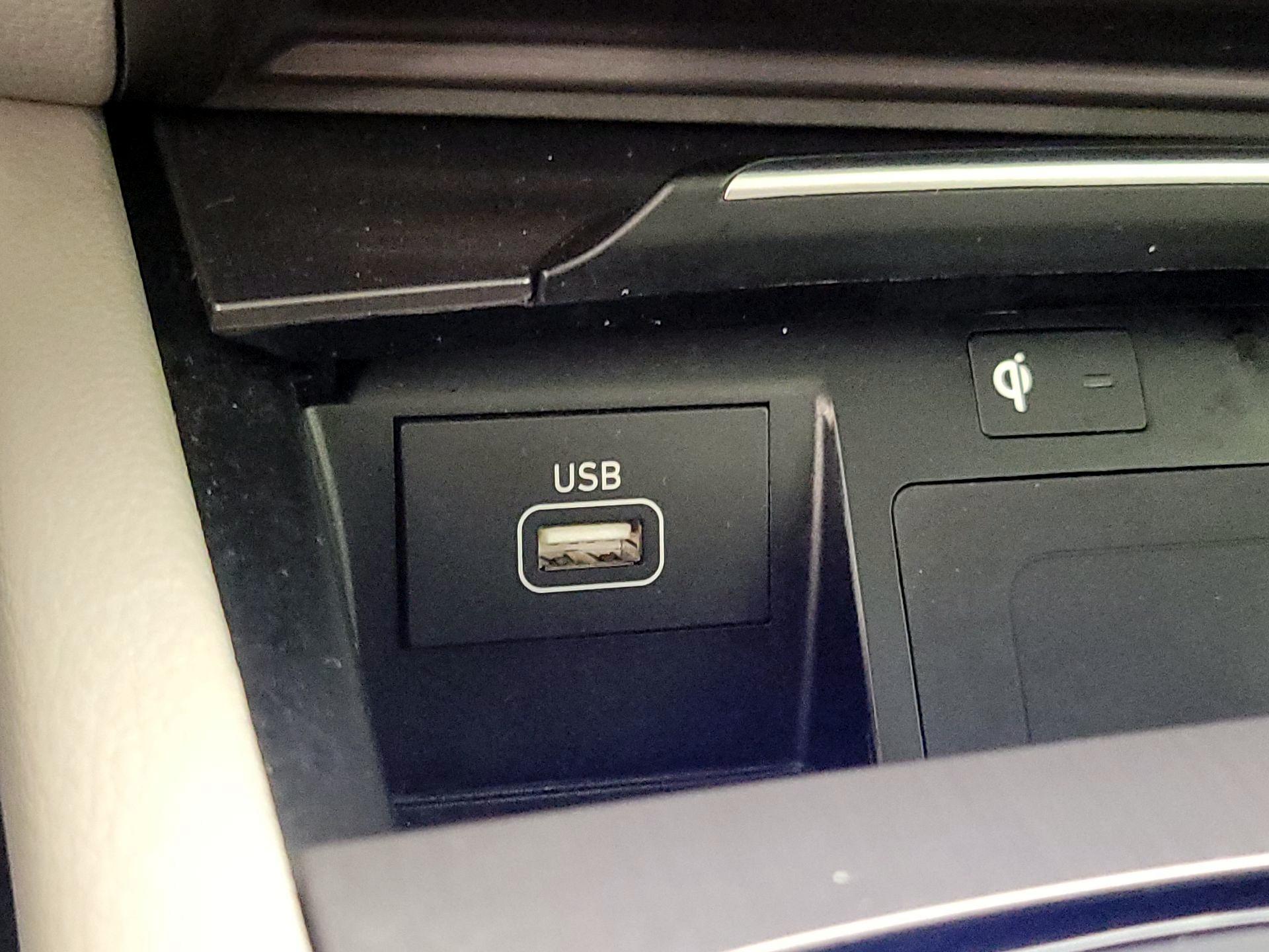 Thumbnail: 2020 Genesis G80 - 19