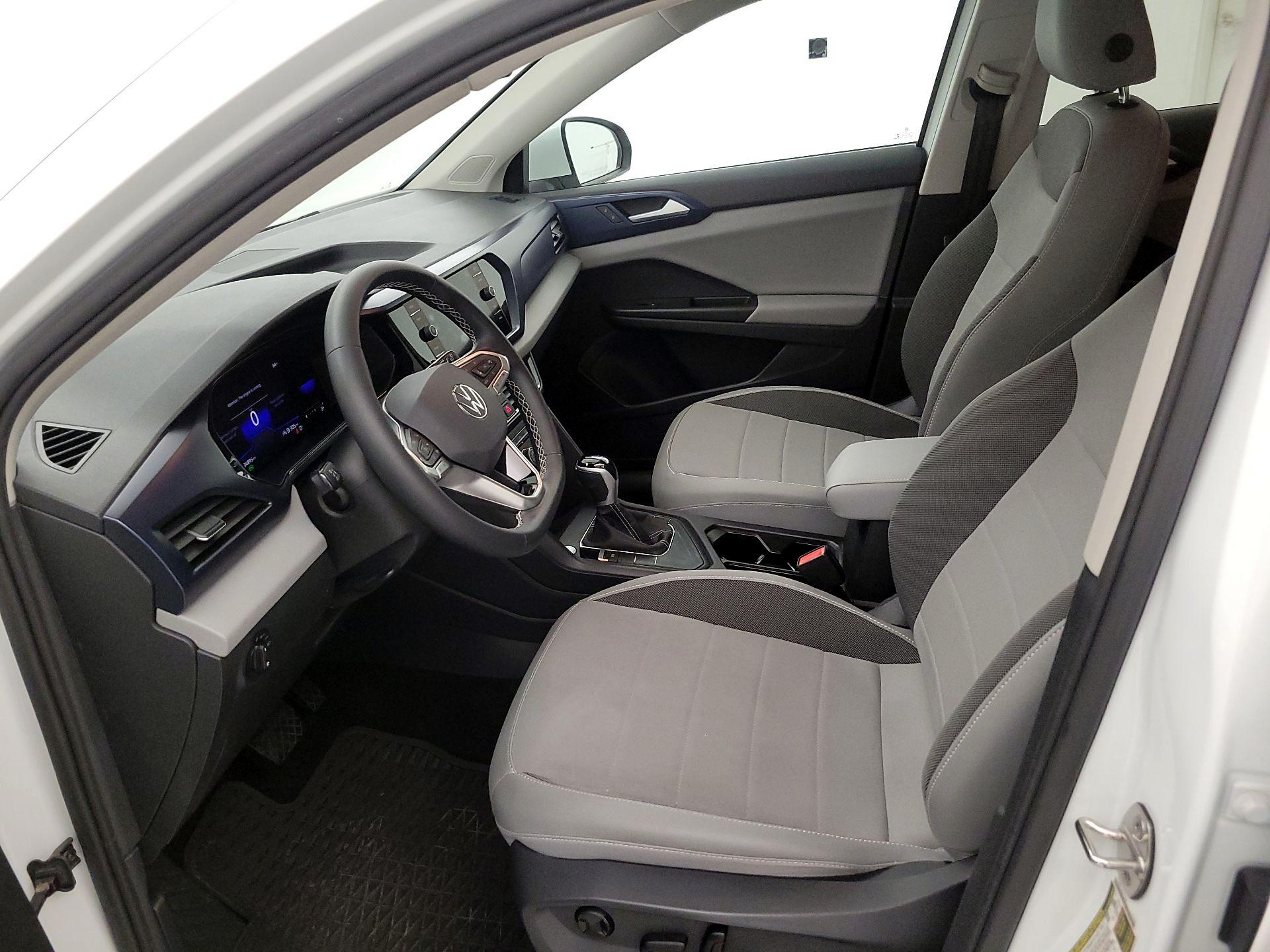 Thumbnail: 2022 Volkswagen Taos - 11