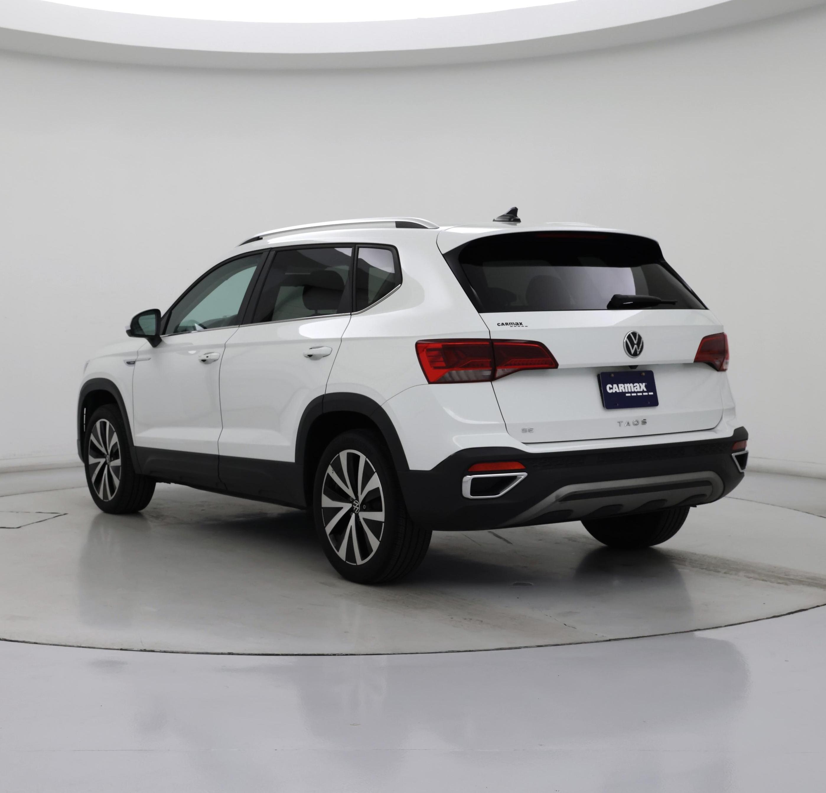 Thumbnail: 2022 Volkswagen Taos - 2