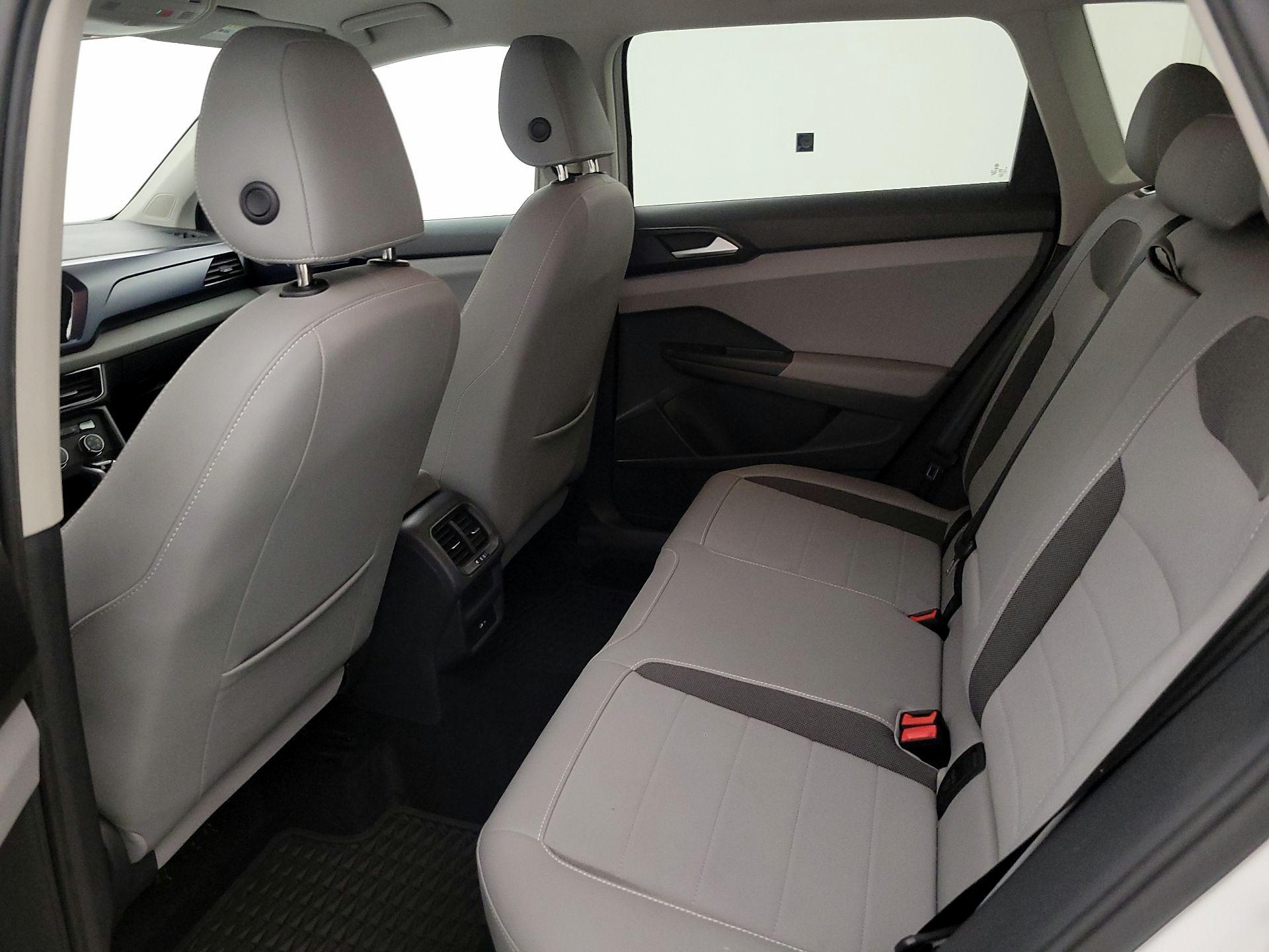 Thumbnail: 2022 Volkswagen Taos - 19