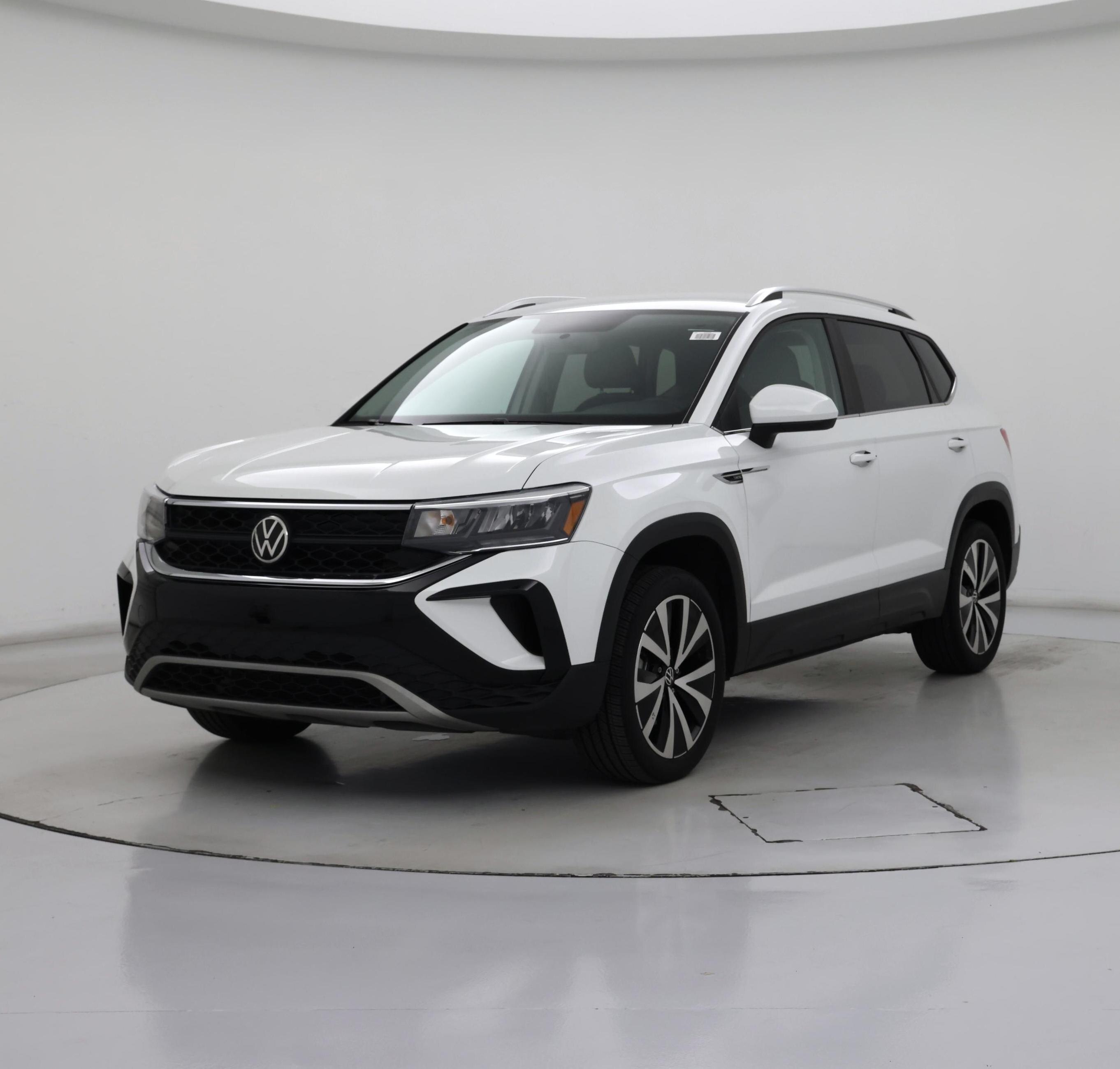 Thumbnail: 2022 Volkswagen Taos - 4