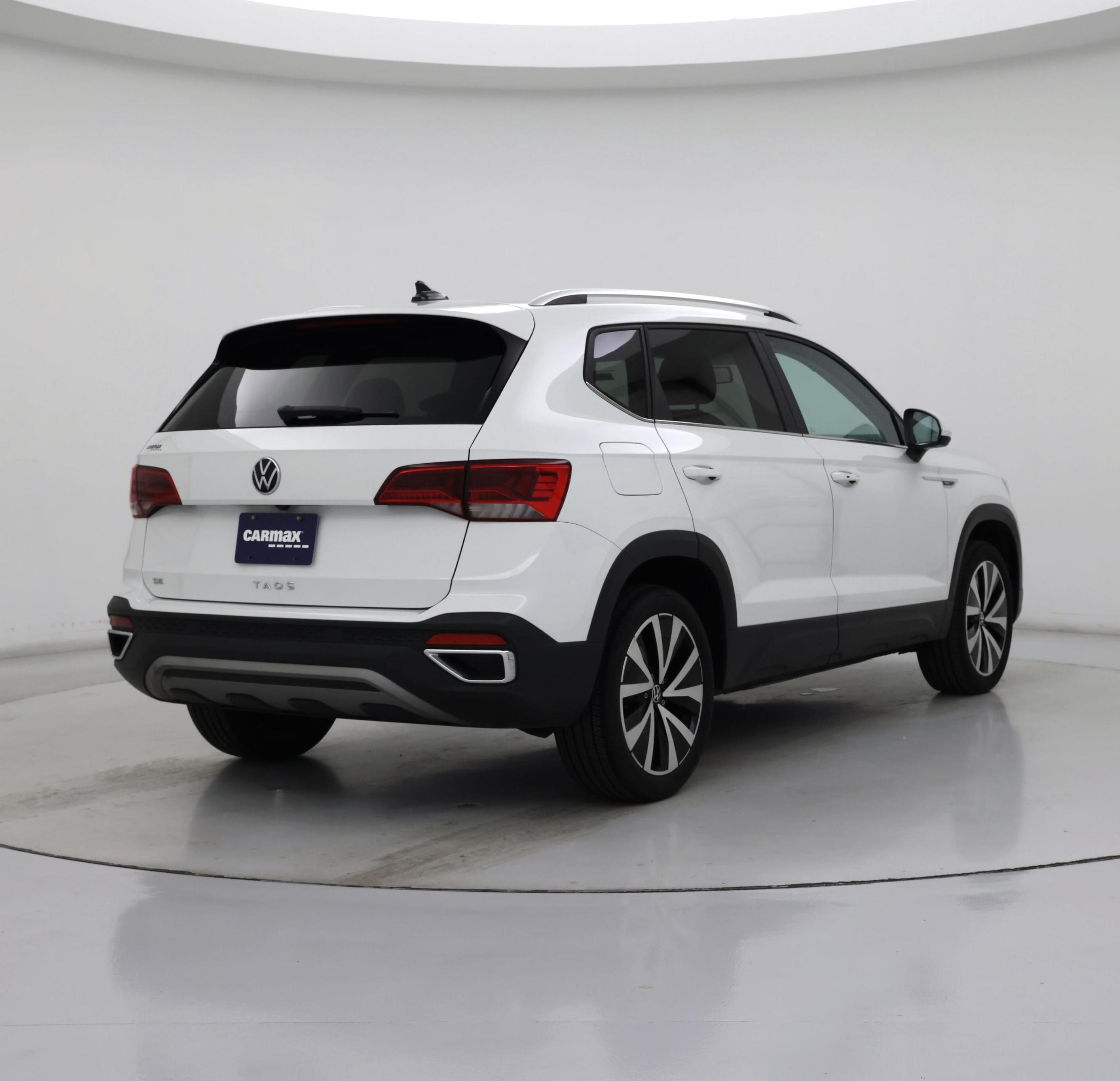 Thumbnail: 2022 Volkswagen Taos - 8