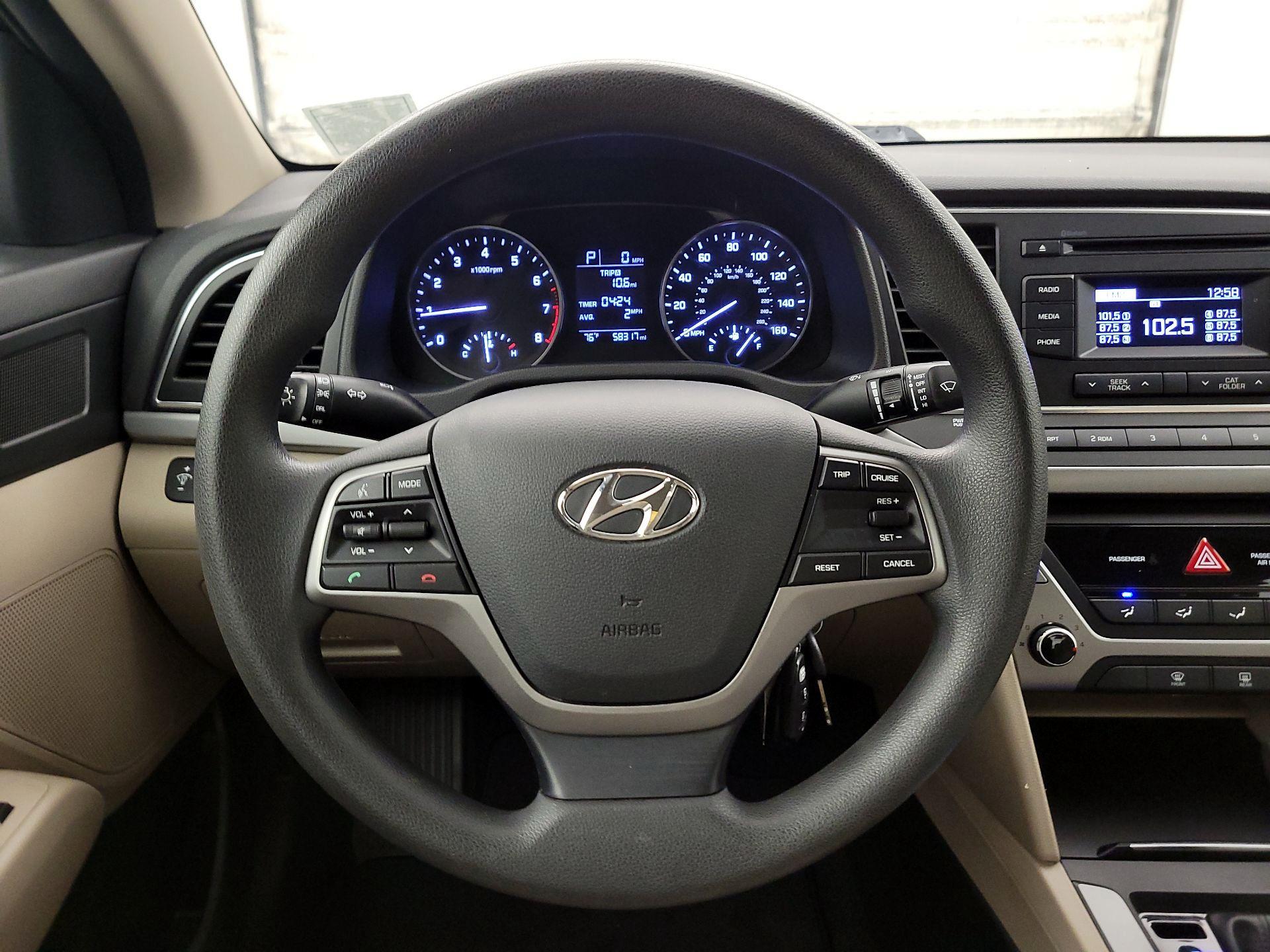Thumbnail: 2017 Hyundai Elantra - 10