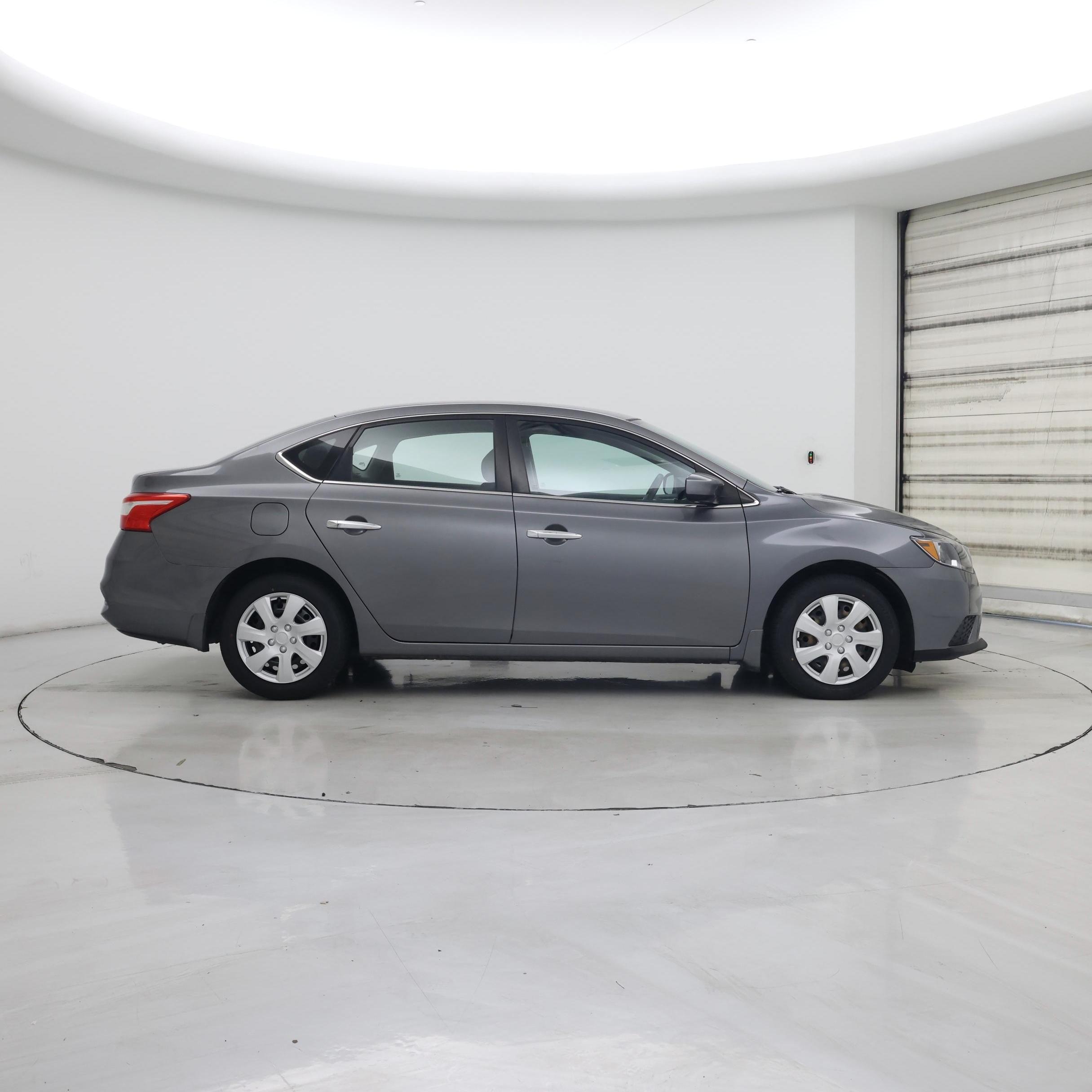 Thumbnail: 2017 Nissan Sentra - 7