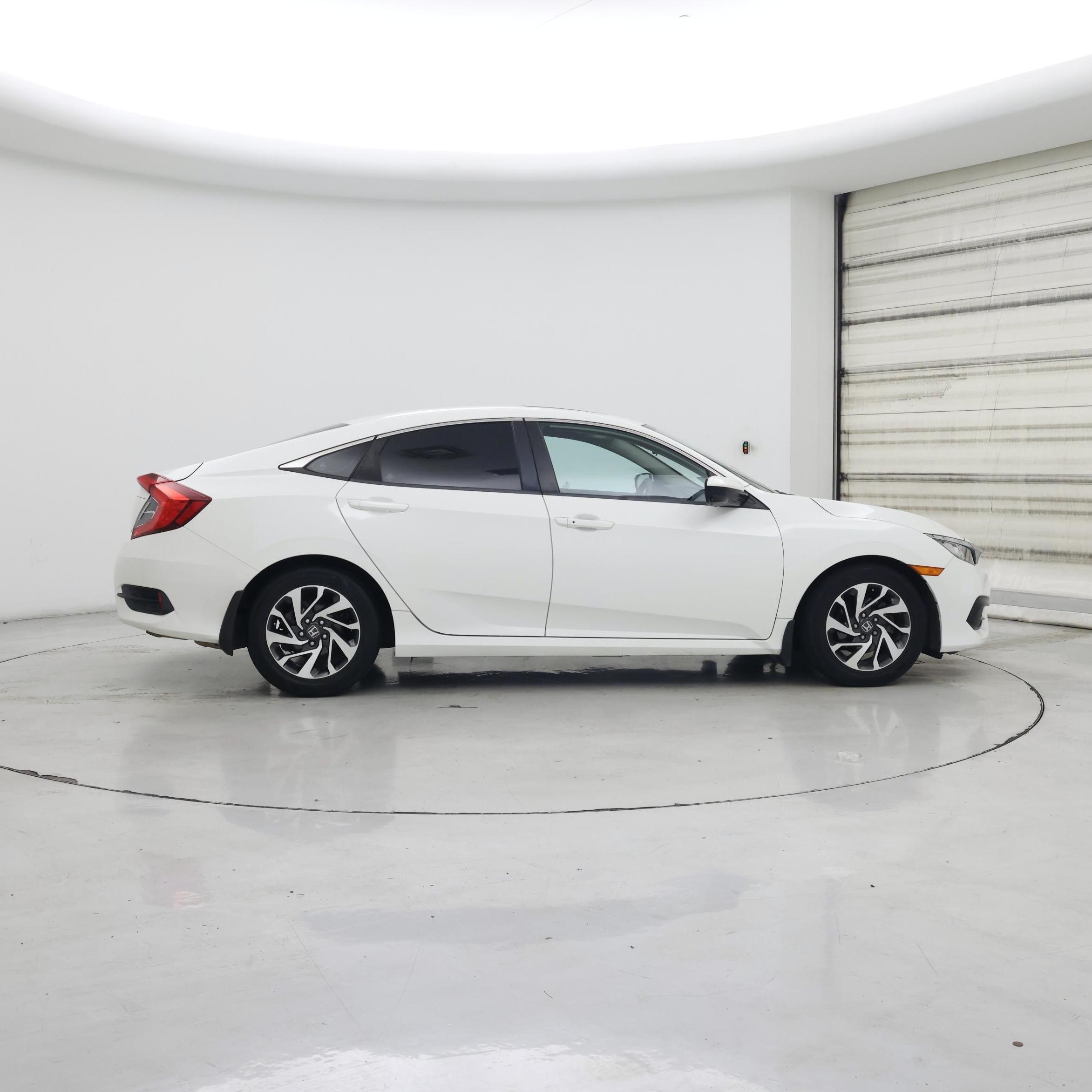 Thumbnail: 2016 Honda Civic - 7