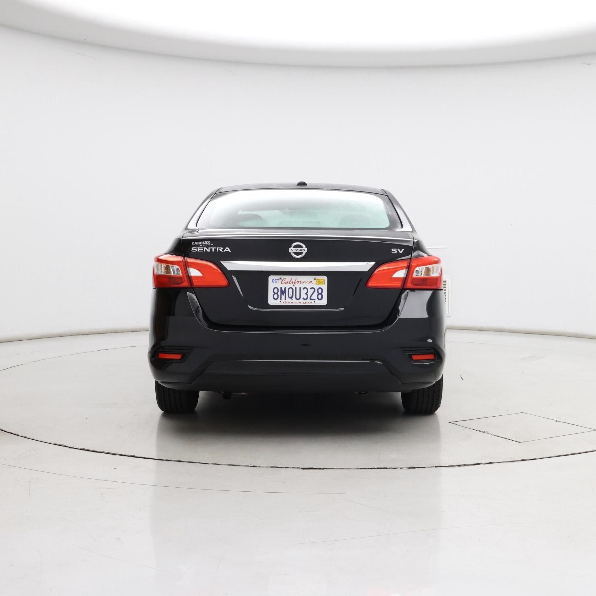Thumbnail: 2017 Nissan Sentra - 6