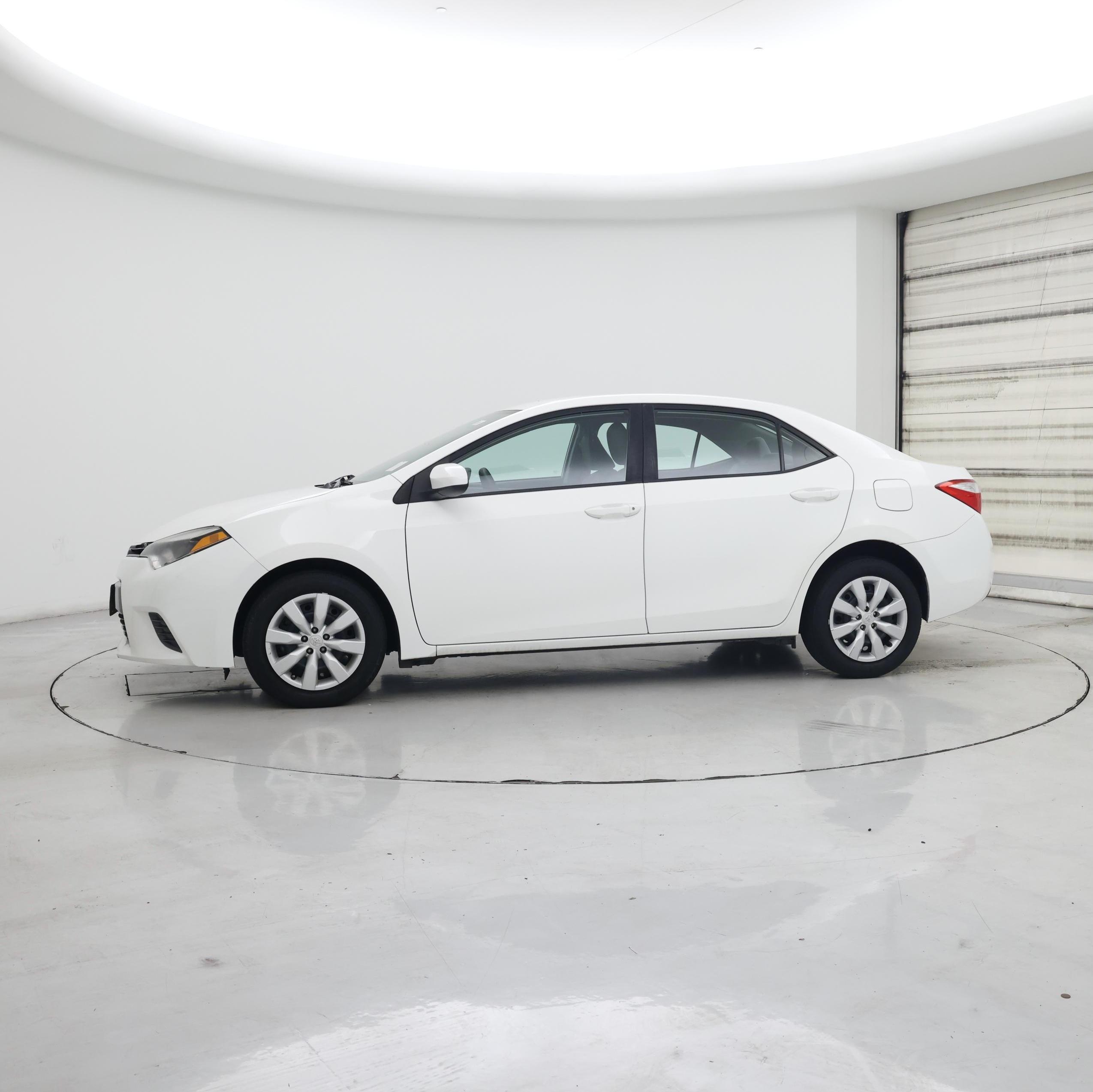 Thumbnail: 2016 Toyota Corolla - 3