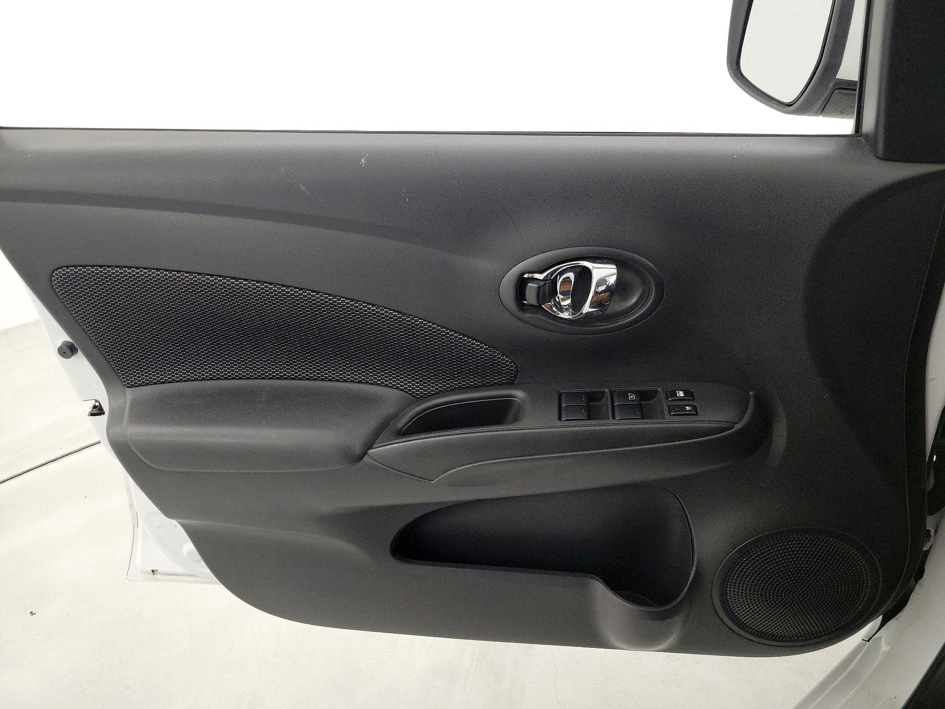 Thumbnail: 2018 Nissan Versa - 12