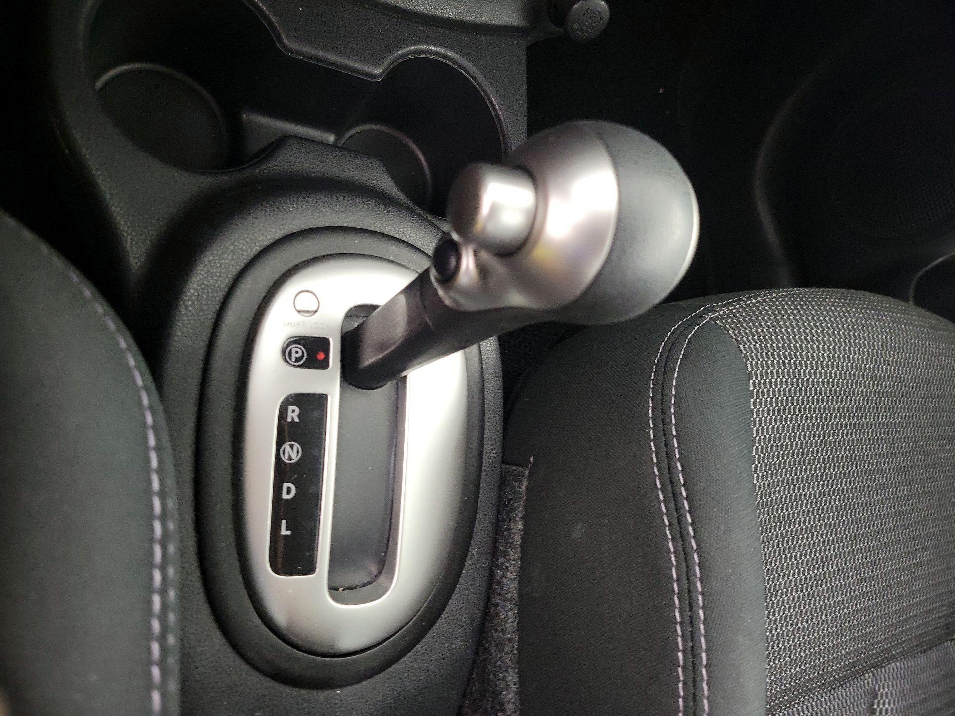 Thumbnail: 2018 Nissan Versa - 16