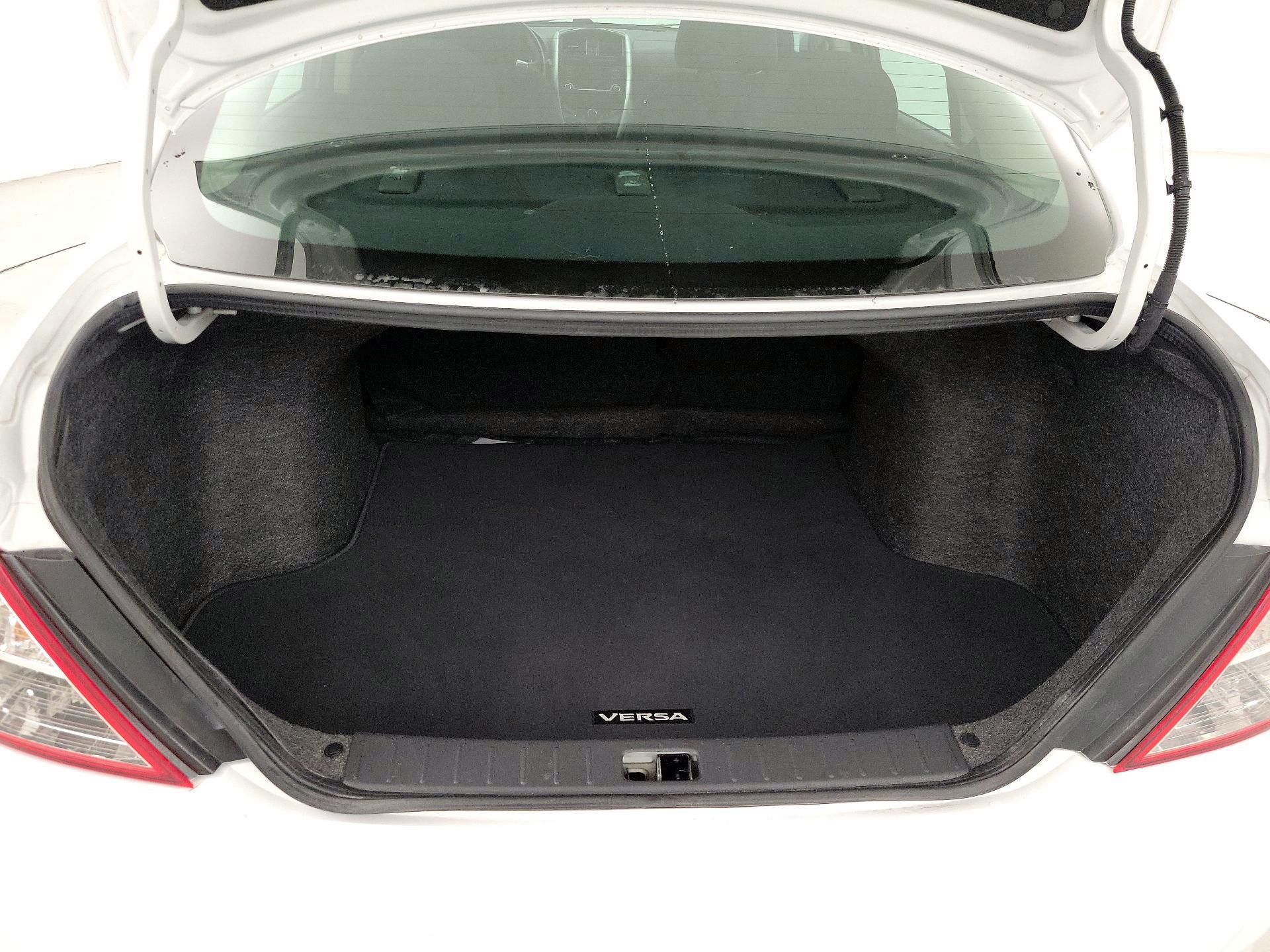 Thumbnail: 2018 Nissan Versa - 19