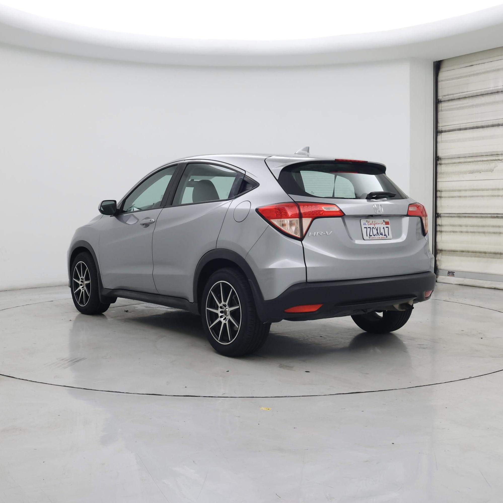 Thumbnail: 2017 Honda HR-V - 2