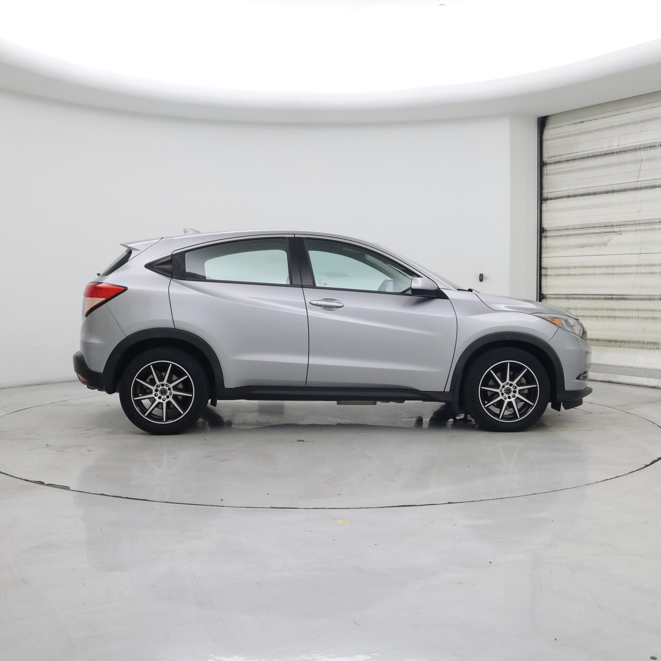 Thumbnail: 2017 Honda HR-V - 7