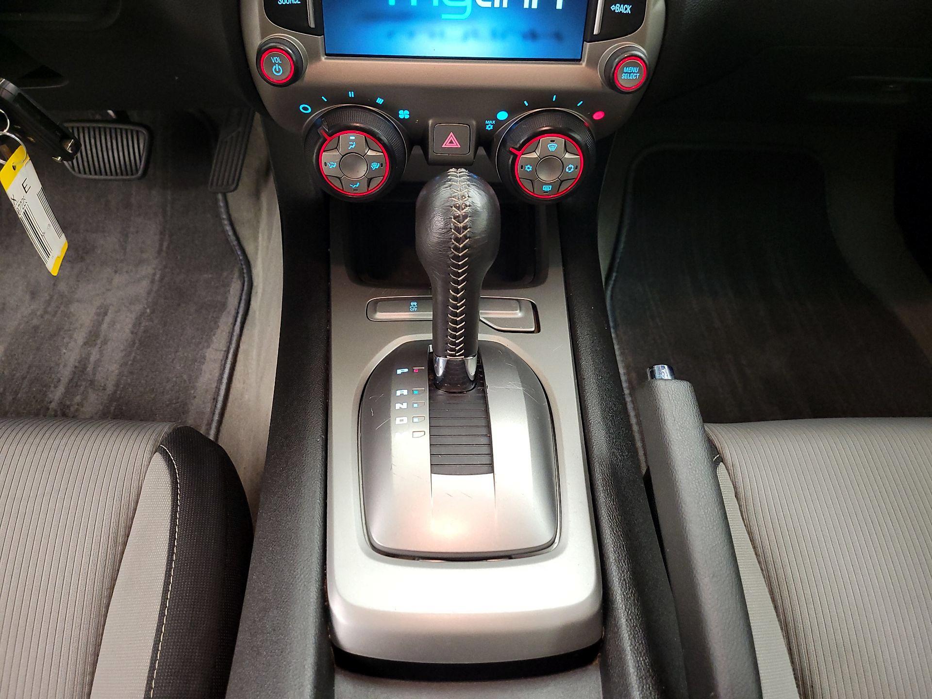 Thumbnail: 2014 Chevrolet Camaro - 17