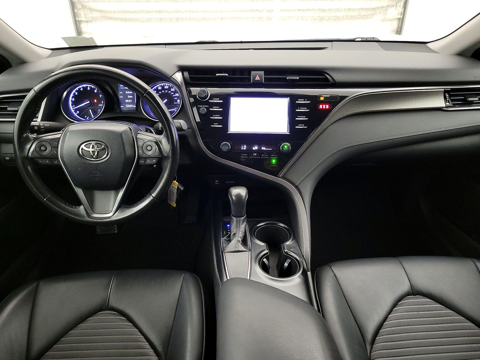 Thumbnail: 2019 Toyota Camry - 9