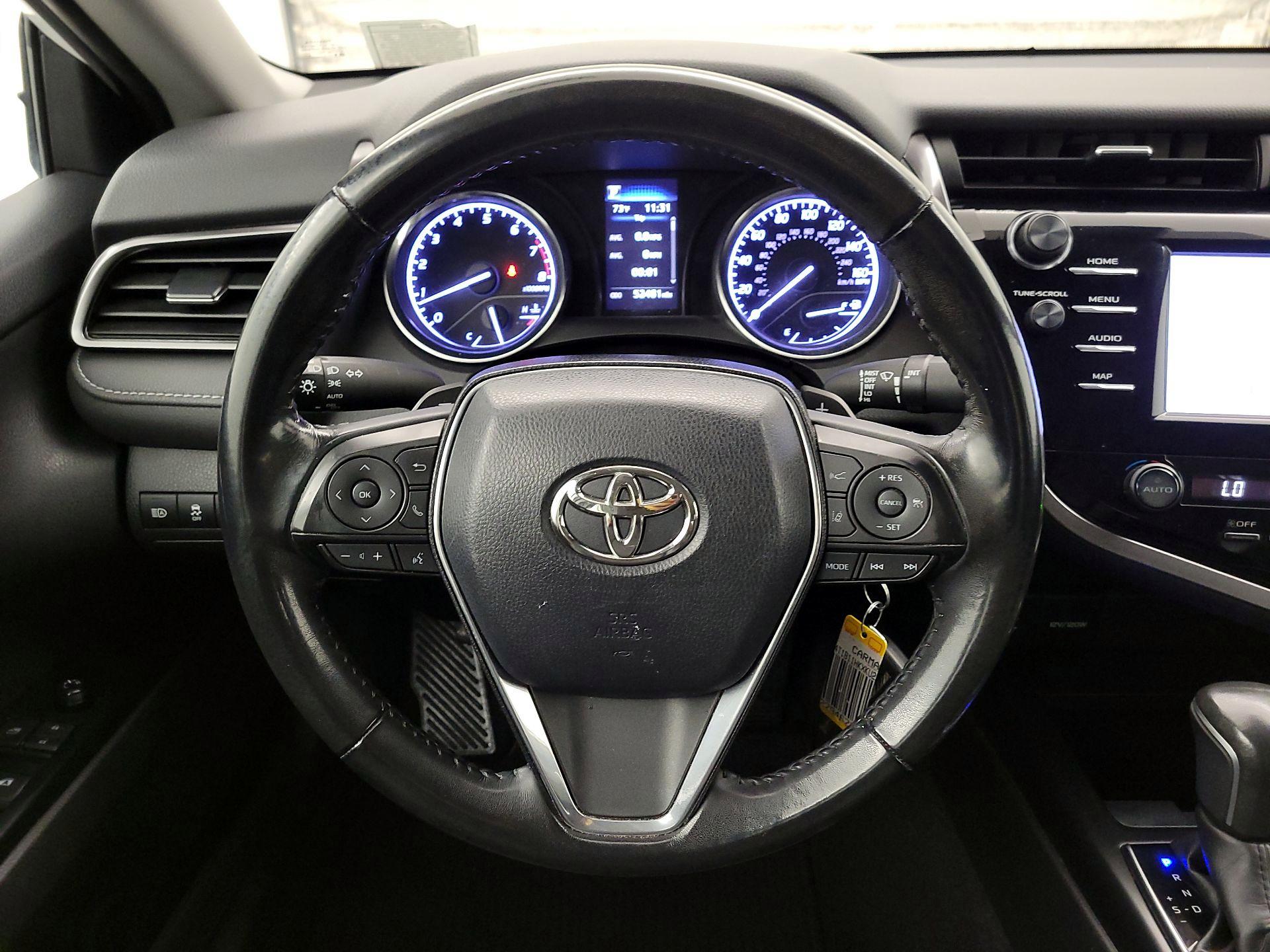 Thumbnail: 2019 Toyota Camry - 10