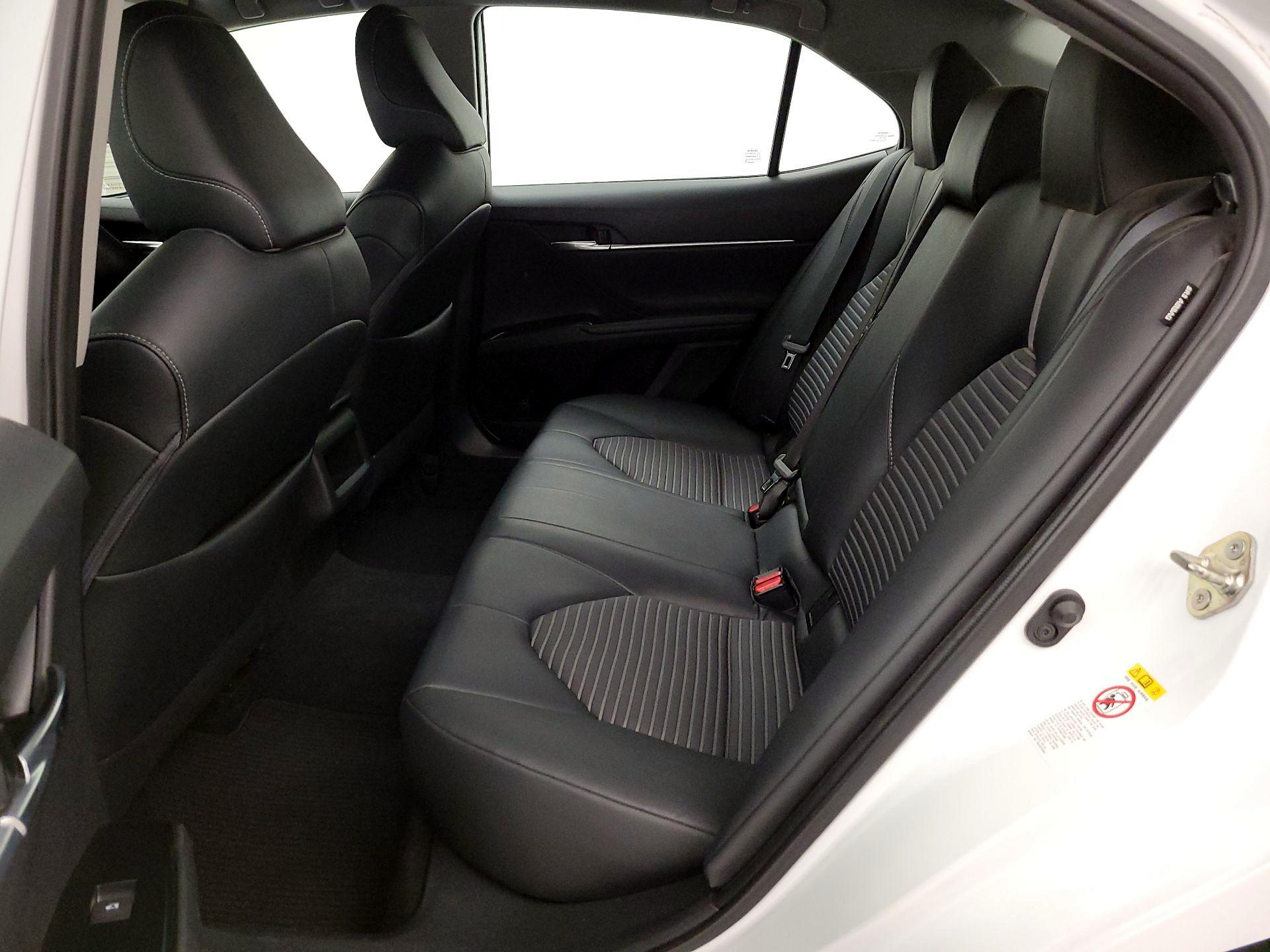 Thumbnail: 2019 Toyota Camry - 19