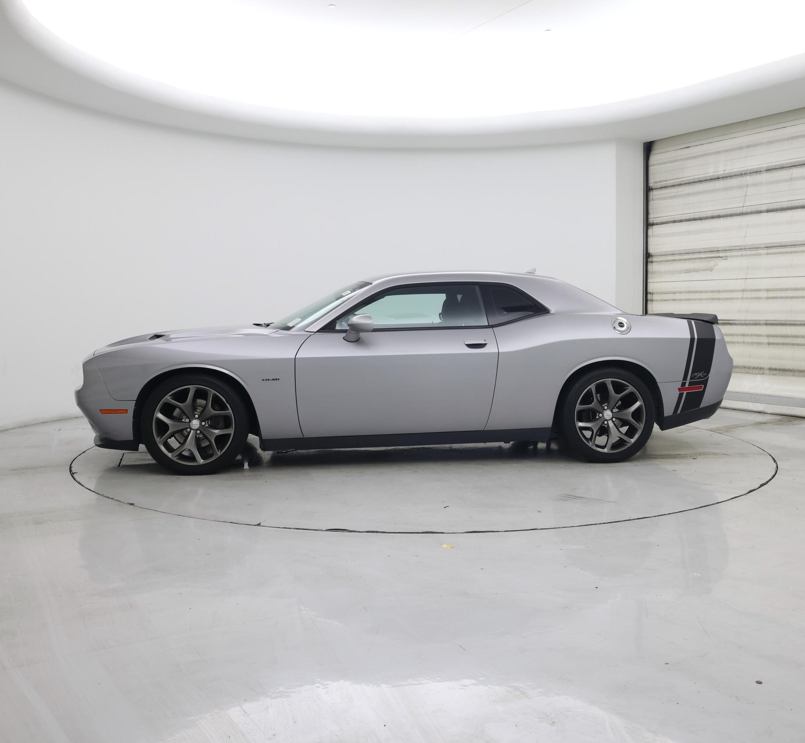 Thumbnail: 2015 Dodge Challenger - 3